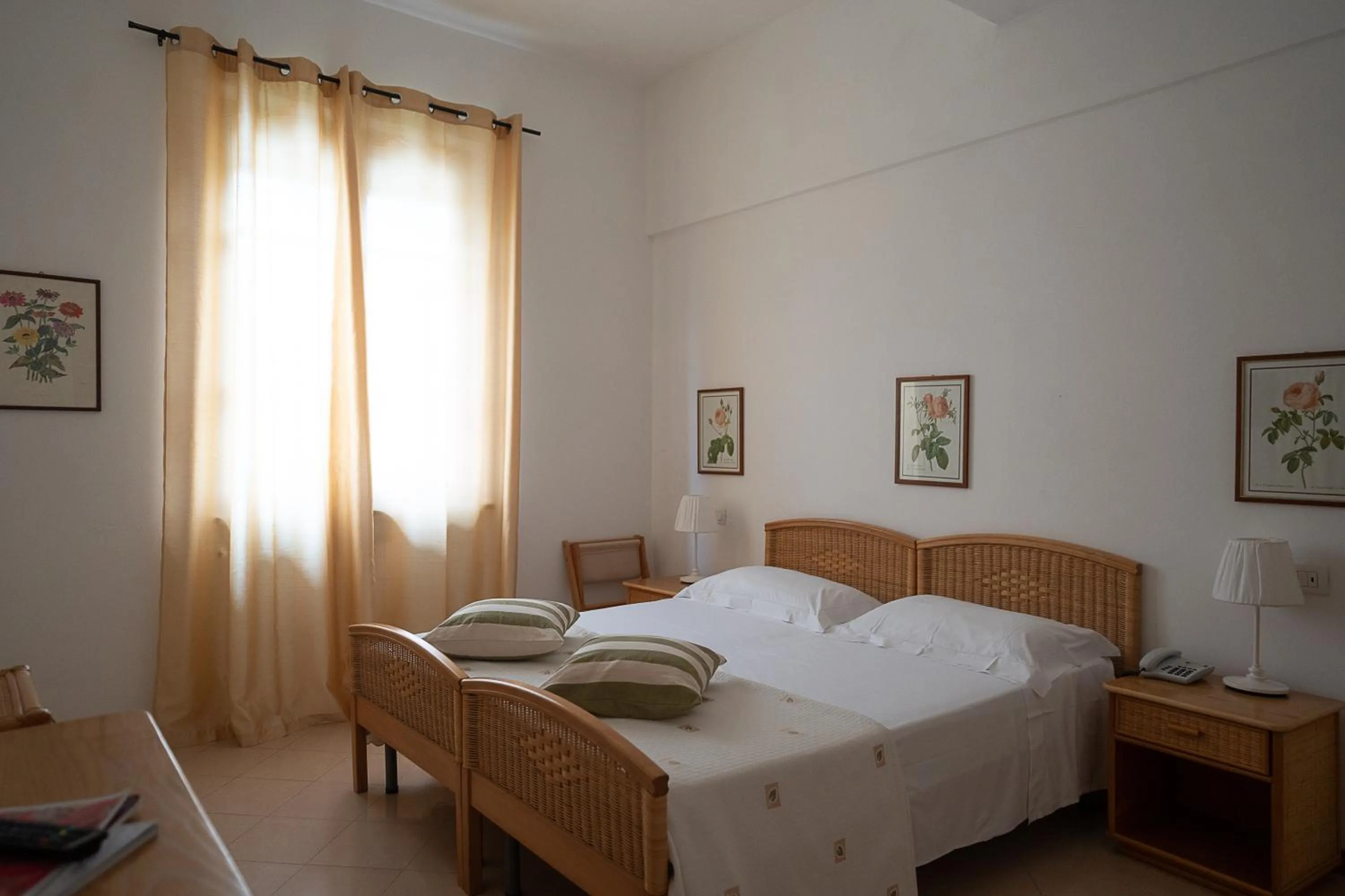 Bed in Hotel Bellonda