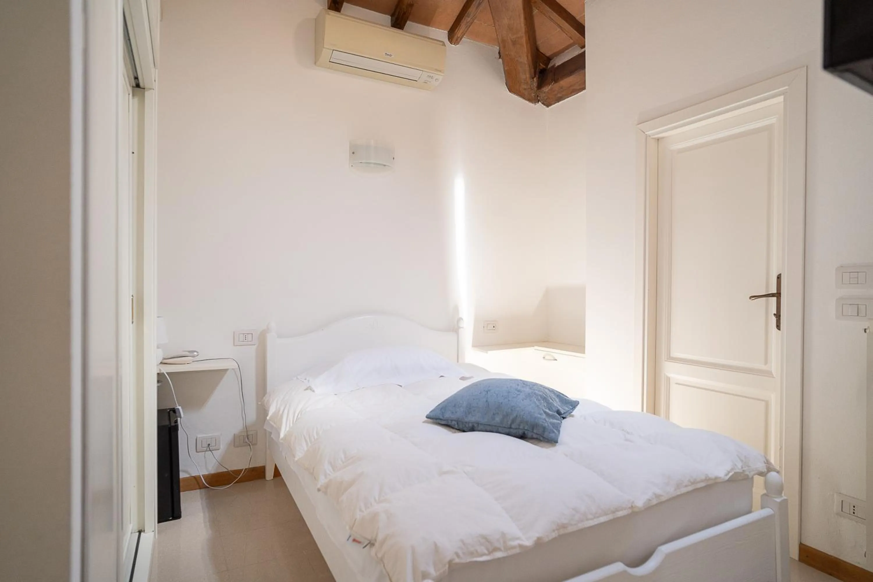 Bed in Hotel Bellonda