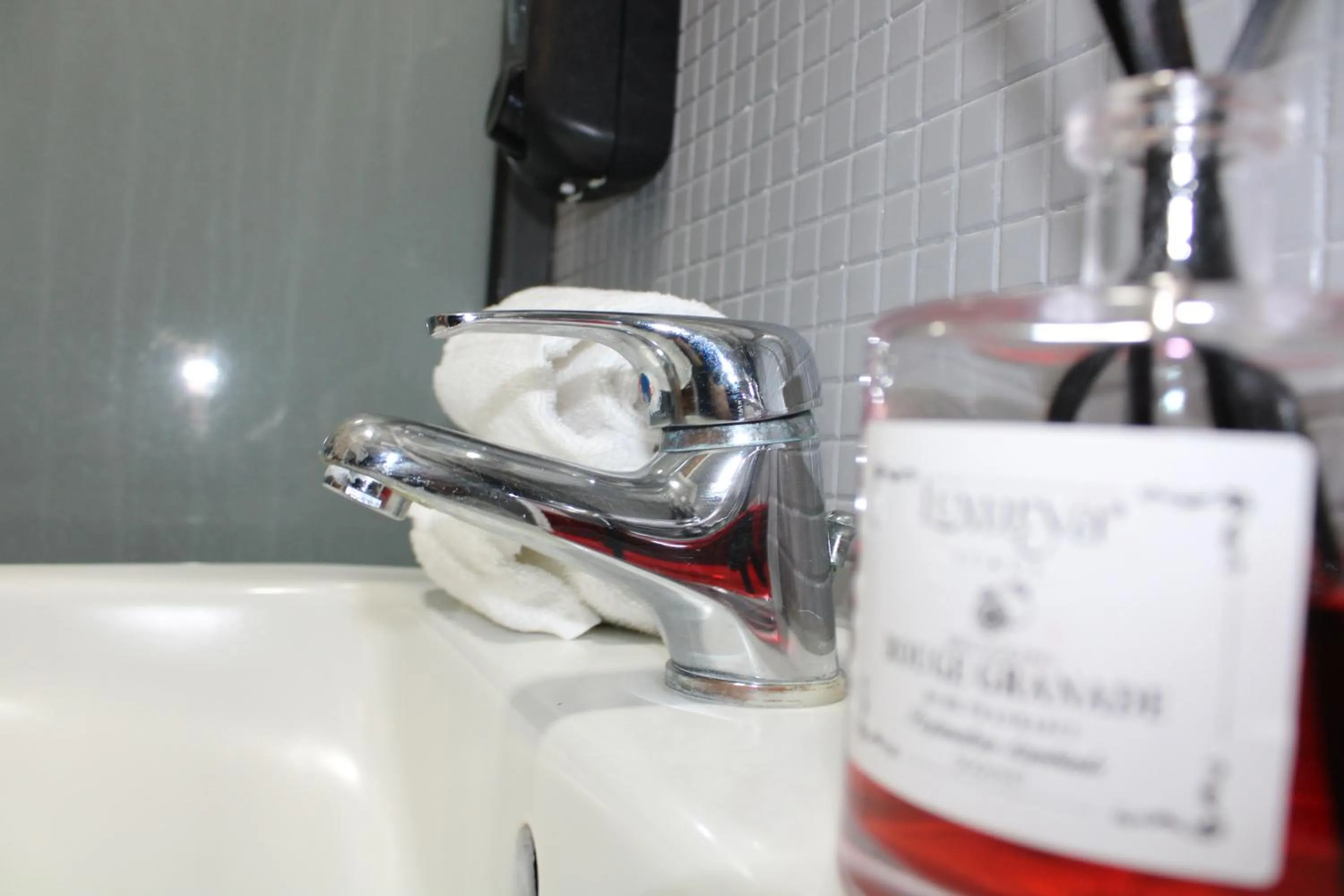 Shower in Hotel Trieste