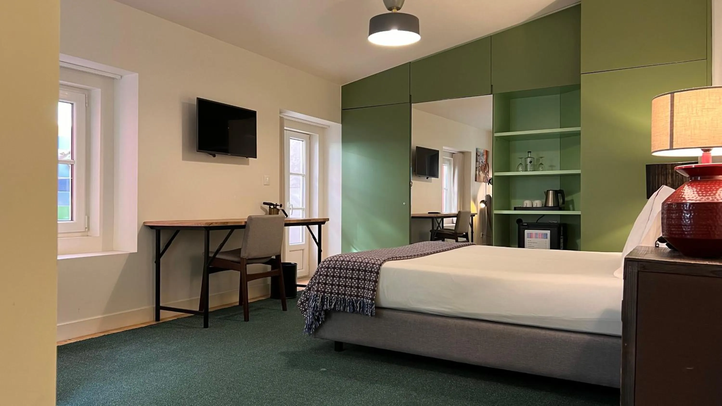 Bed in Monte Belvedere Hotel by Shiadu