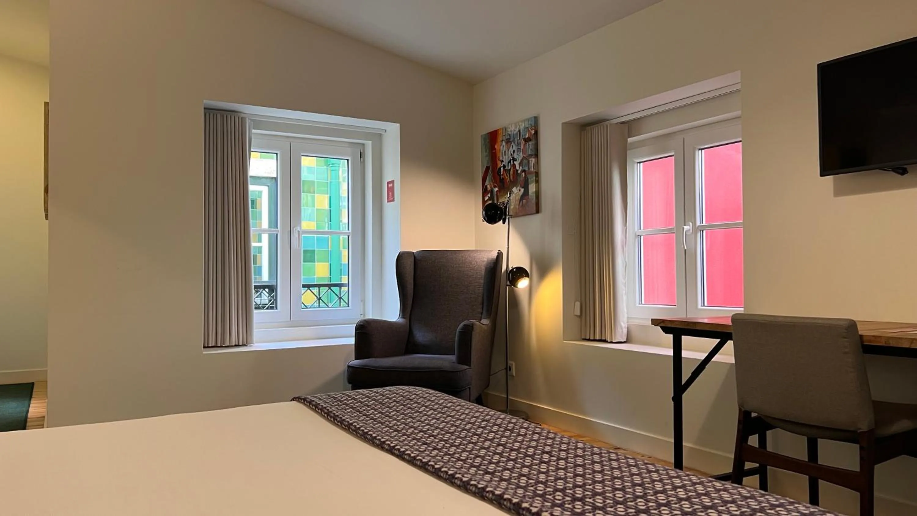 Bed in Monte Belvedere Hotel by Shiadu