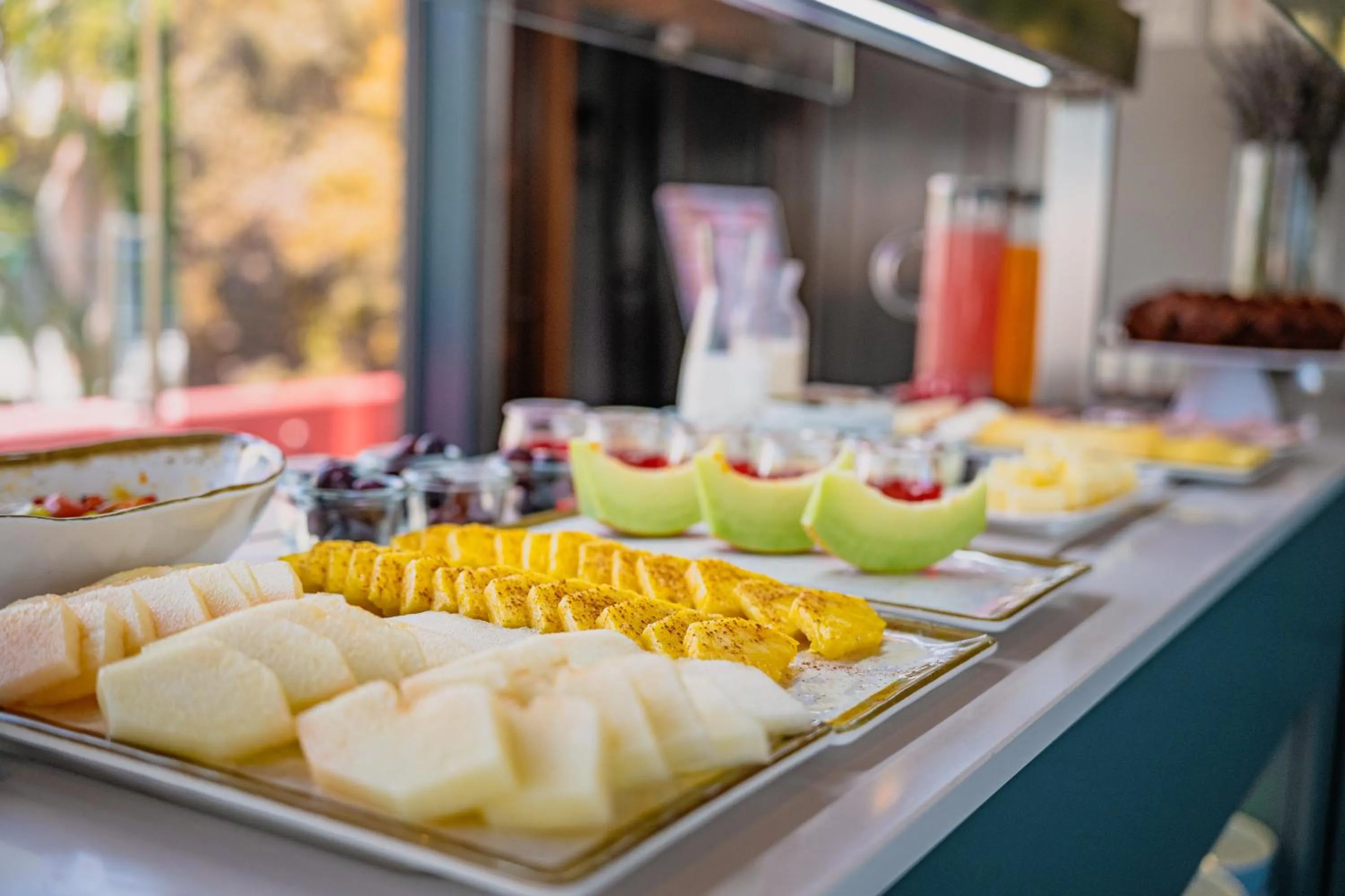 Food and drinks in Monte Belvedere Hotel by Shiadu