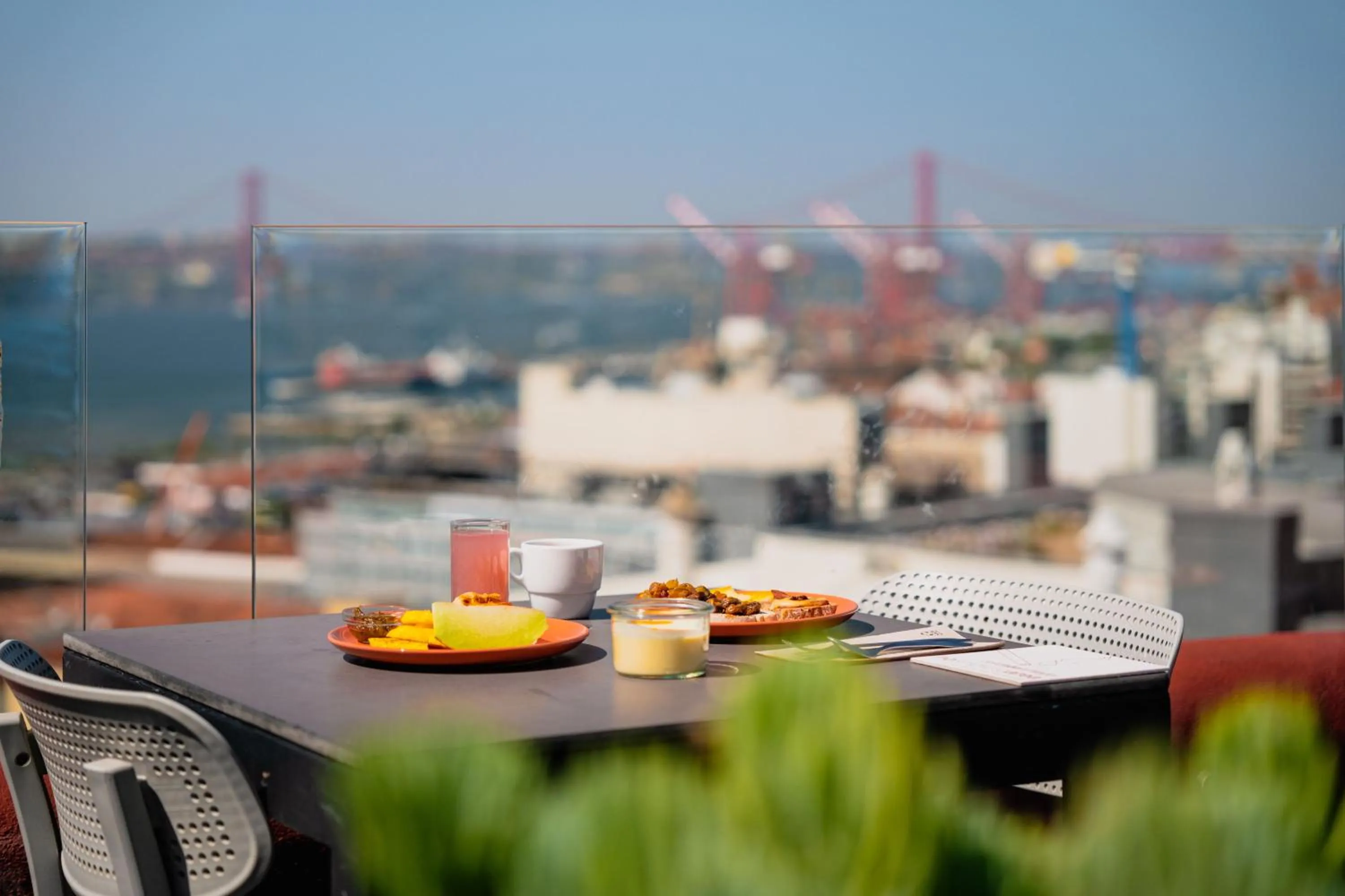 Day in Monte Belvedere Hotel by Shiadu