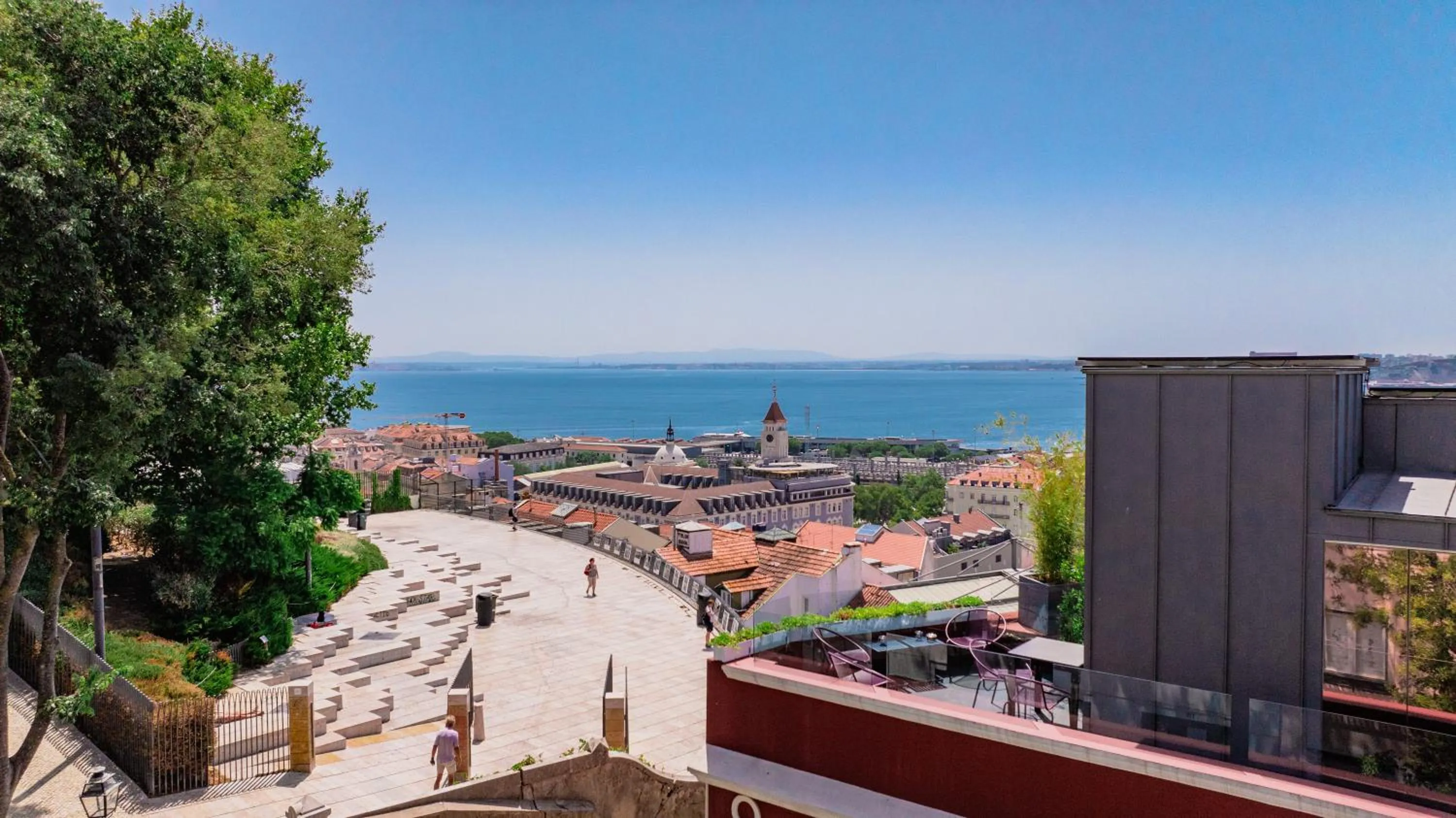 Day in Monte Belvedere Hotel by Shiadu