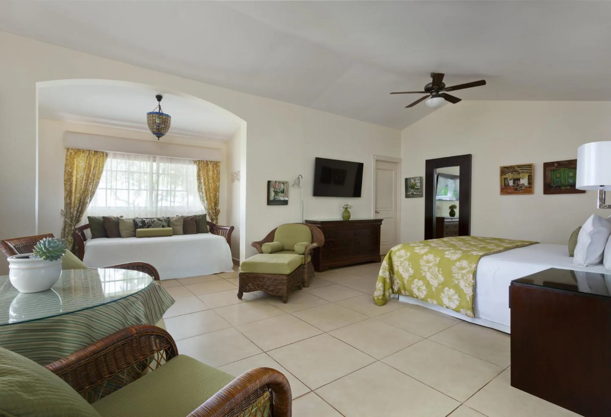 TV and multimedia, Bed in Hotel Panamonte