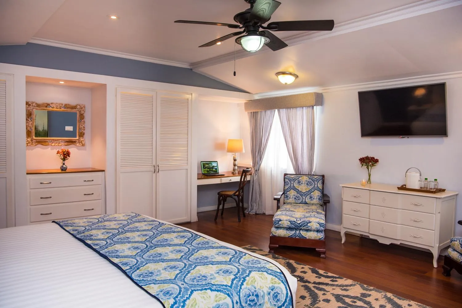 TV and multimedia, Bed in Hotel Panamonte