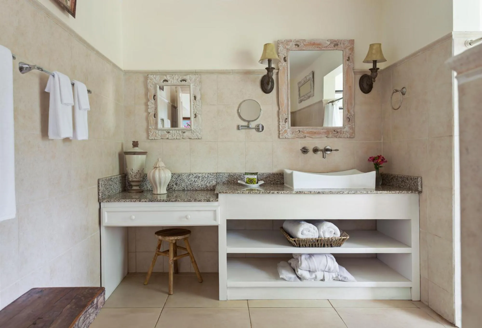 Bathroom in Hotel Panamonte