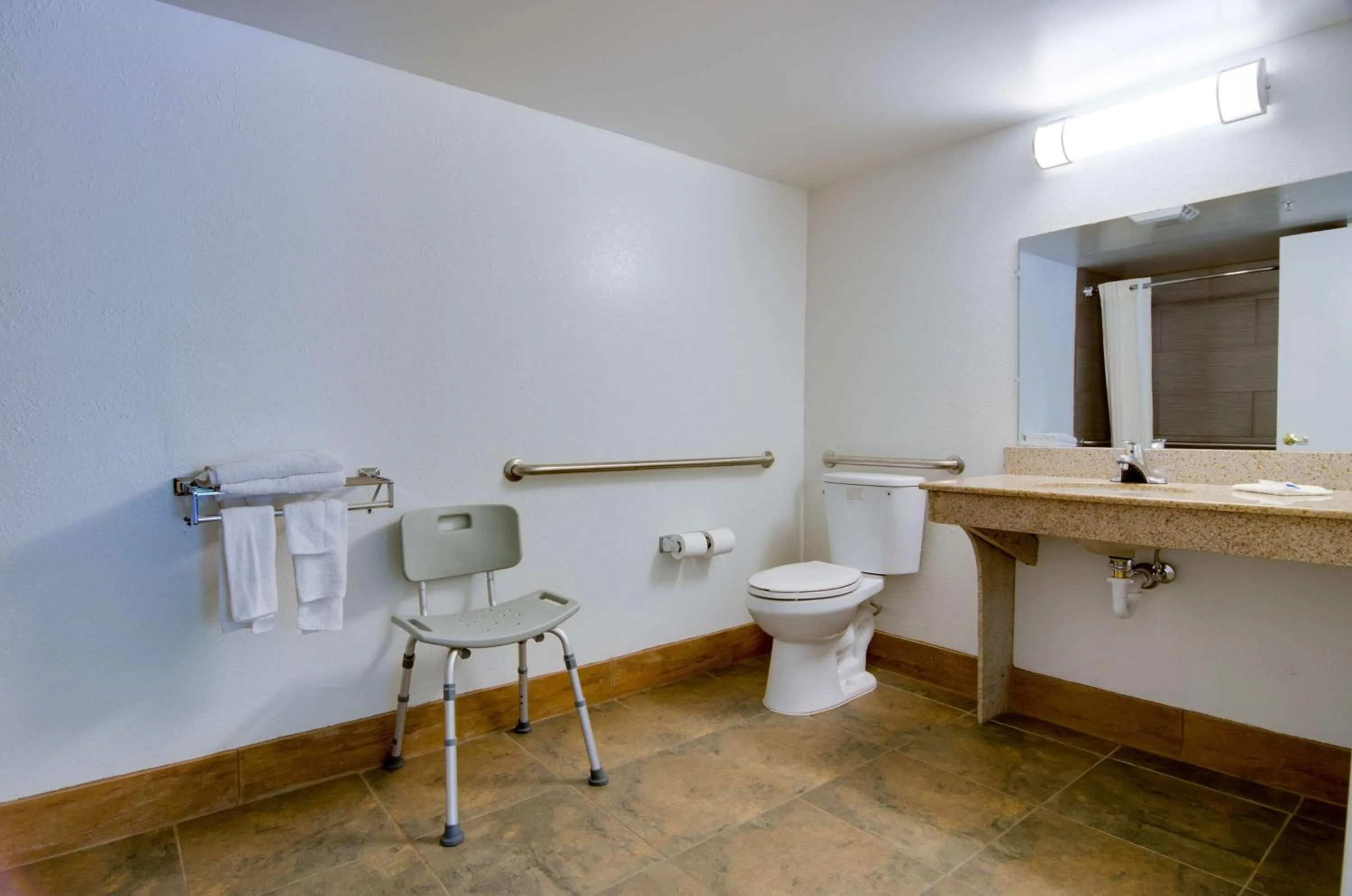 Photo of the whole room in Motel 6-Atlanta, GA