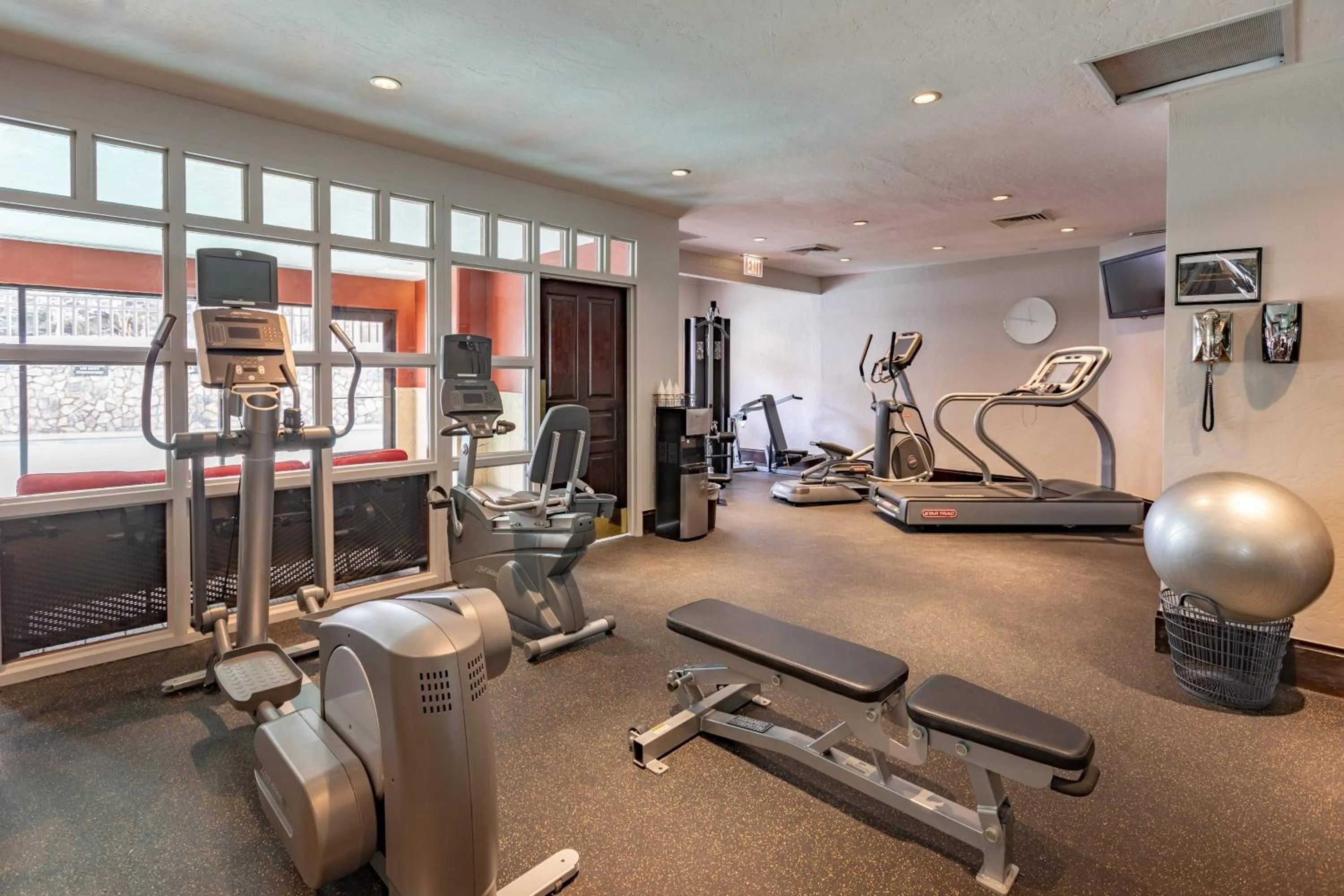 Fitness centre/facilities in Beaver Creek Lodge, Autograph Collection