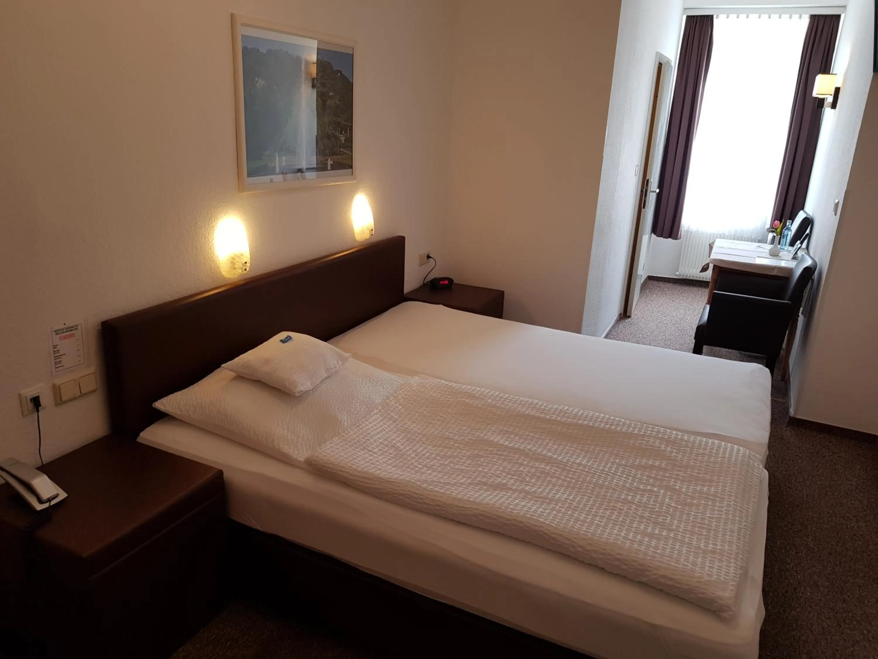 Bed in Hotel zum Anker