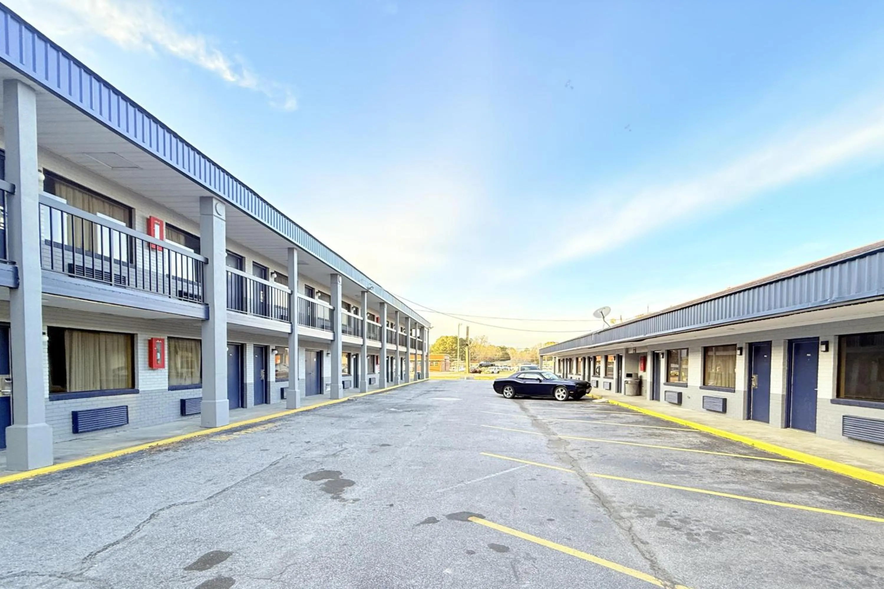 Parking in OYO Hotel Williamston