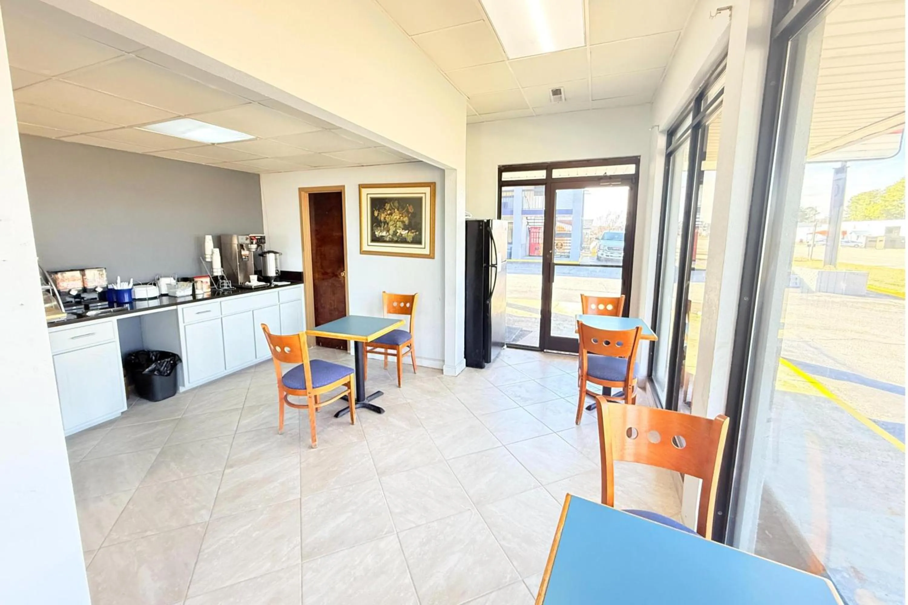 Breakfast in OYO Hotel Williamston