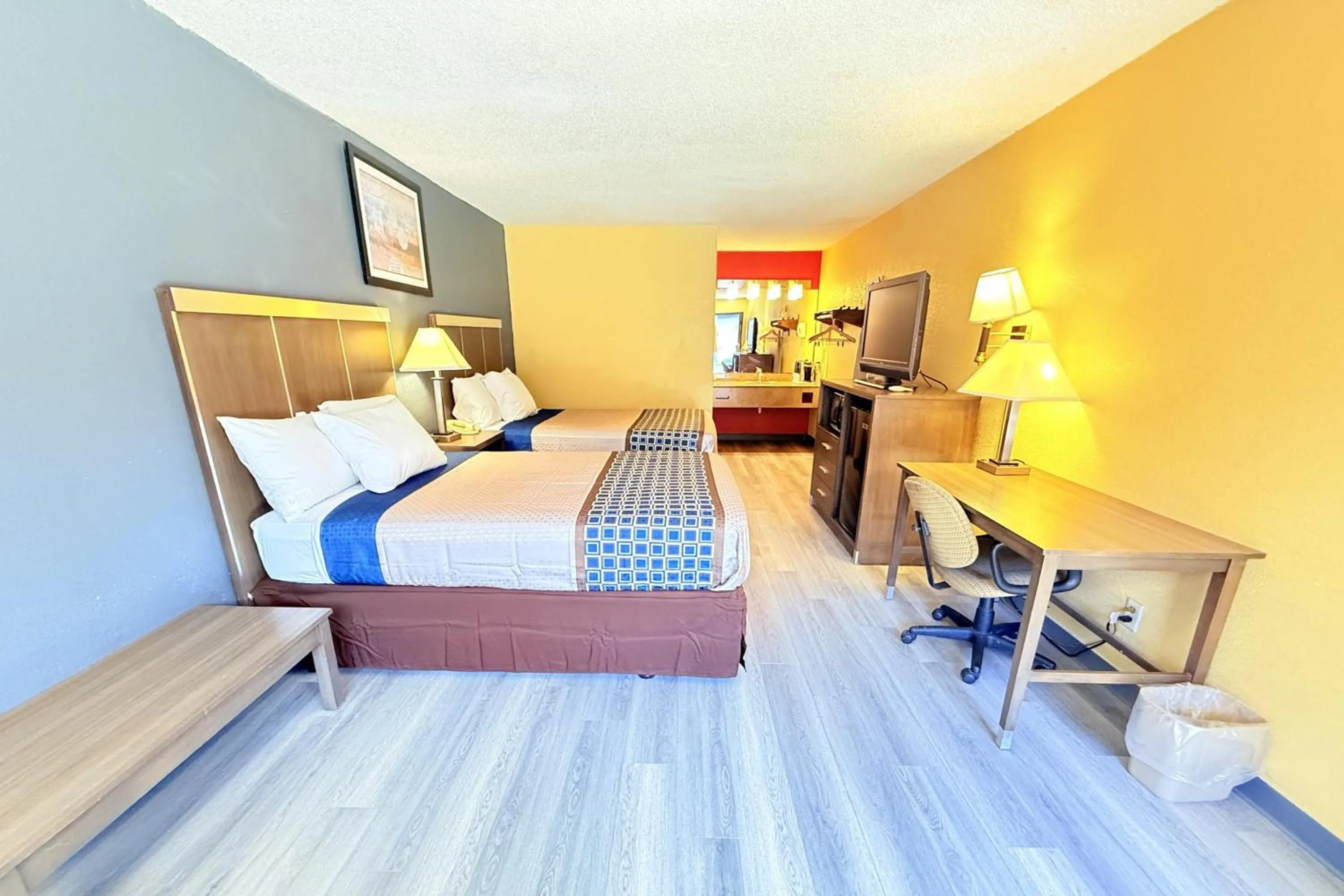 Bedroom, Bed in OYO Hotel Williamston