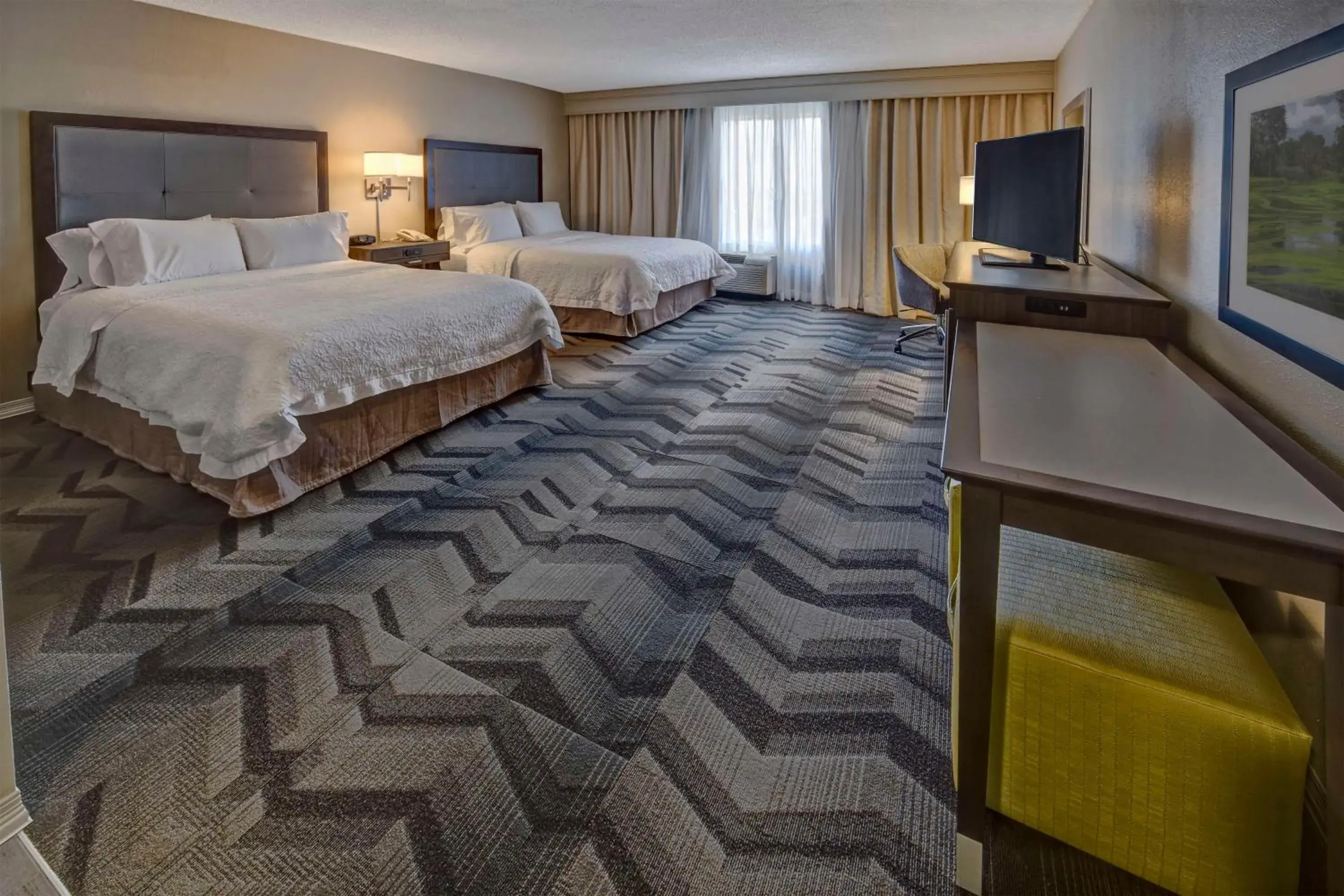 Bed in Hampton Inn & Suites Clermont Bed in Hampton Inn & Suites Clermont