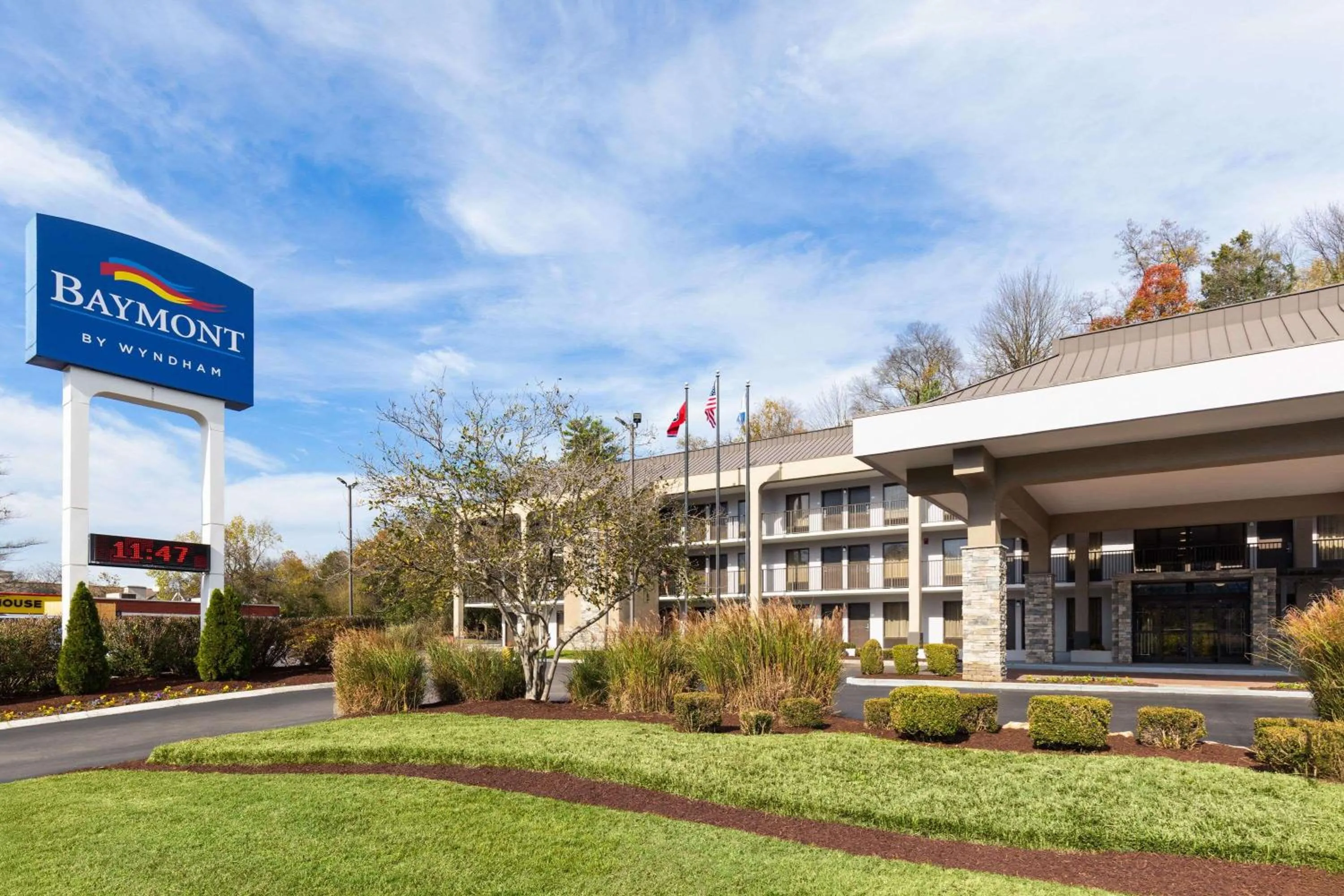 Property building in Baymont by Wyndham Nashville Airport