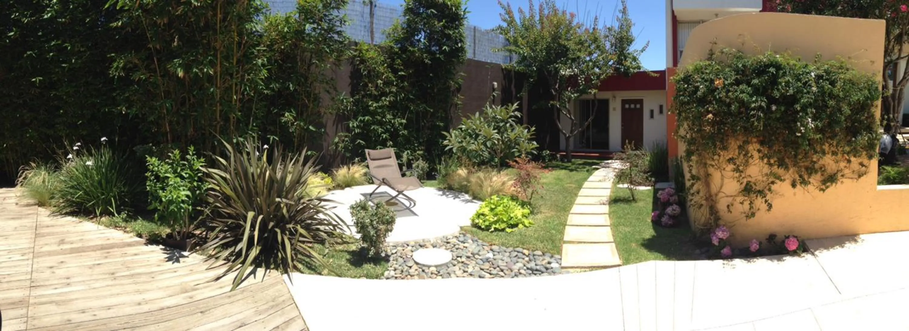 Property building in Dali Suites -Accommodations in Playas de Tijuana