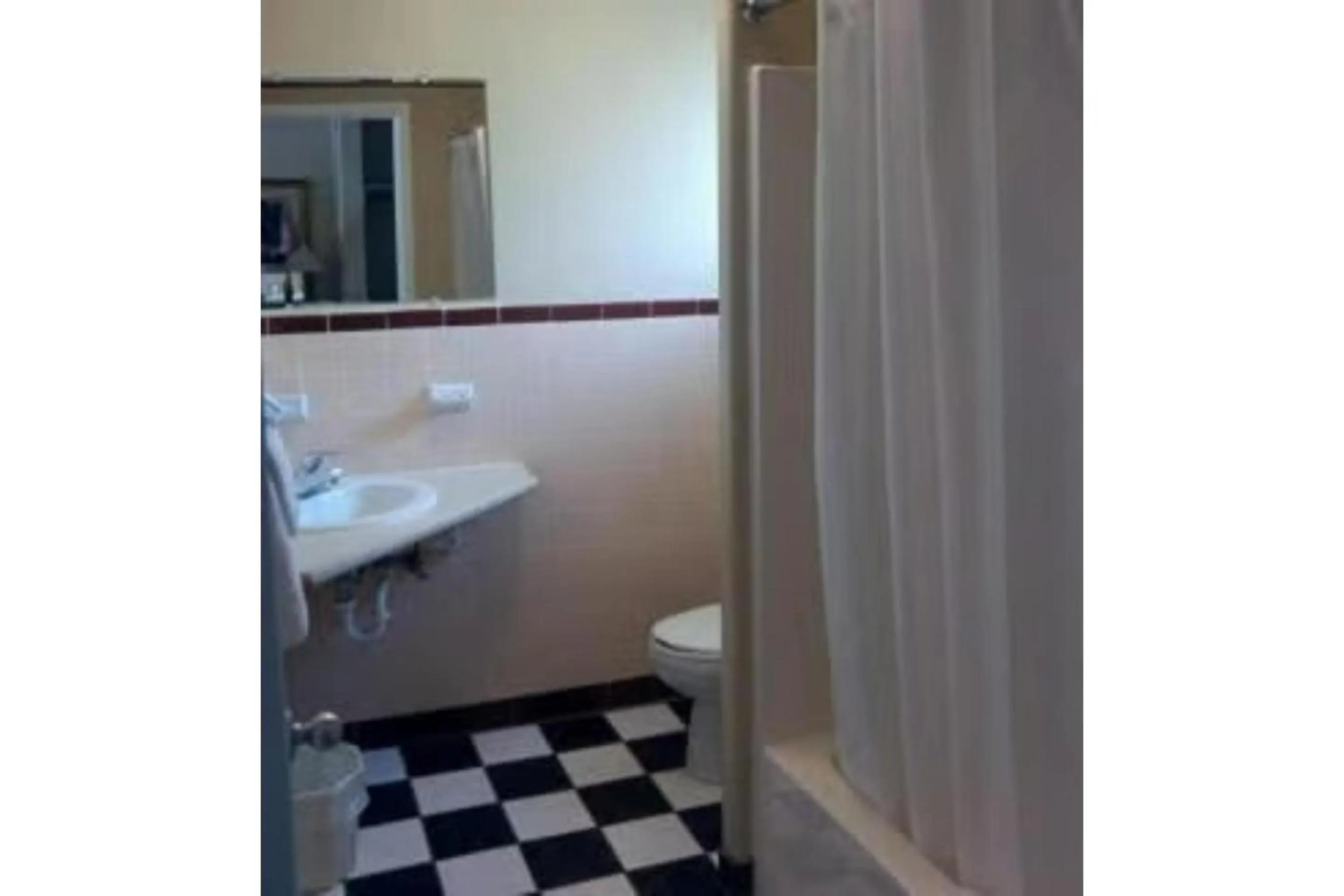 Bathroom in Western Inn