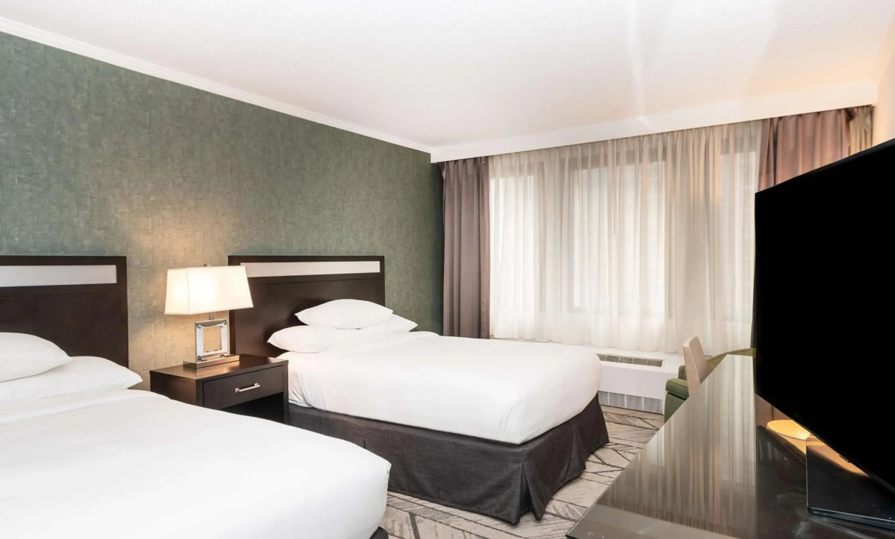 Bedroom, Bed in DoubleTree by Hilton Newark Penn Station, NJ Bedroom, Bed in DoubleTree by Hilton Newark Penn Station, NJ