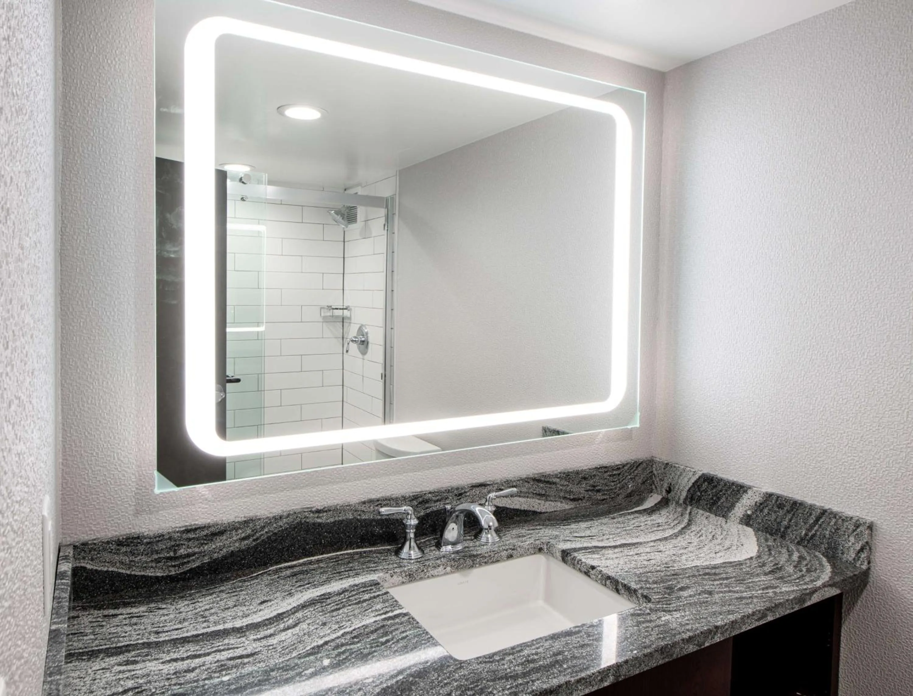 Bathroom in DoubleTree by Hilton Newark Penn Station, NJ