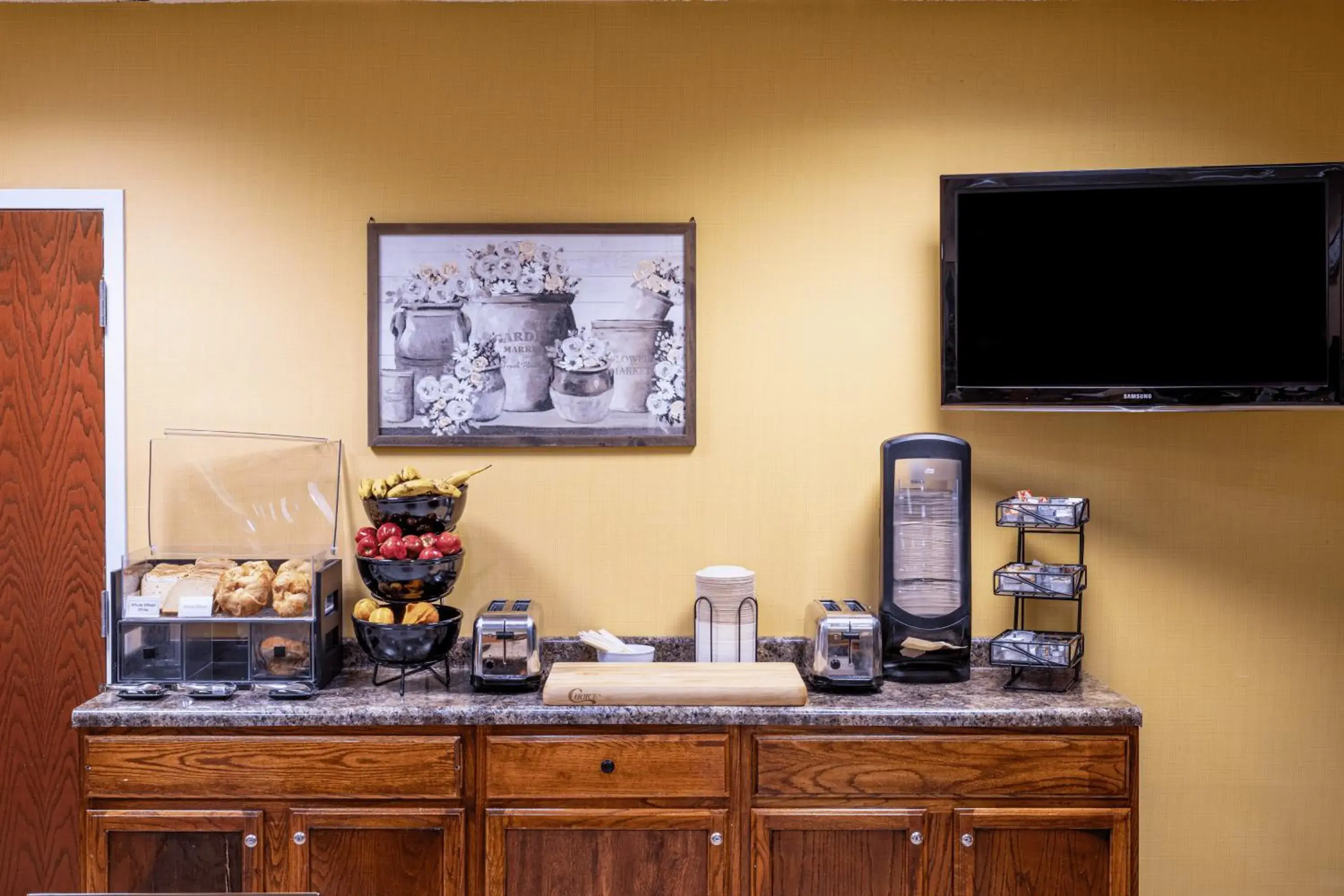 Breakfast in Kahler Inn and Suites Breakfast in Kahler Inn and Suites