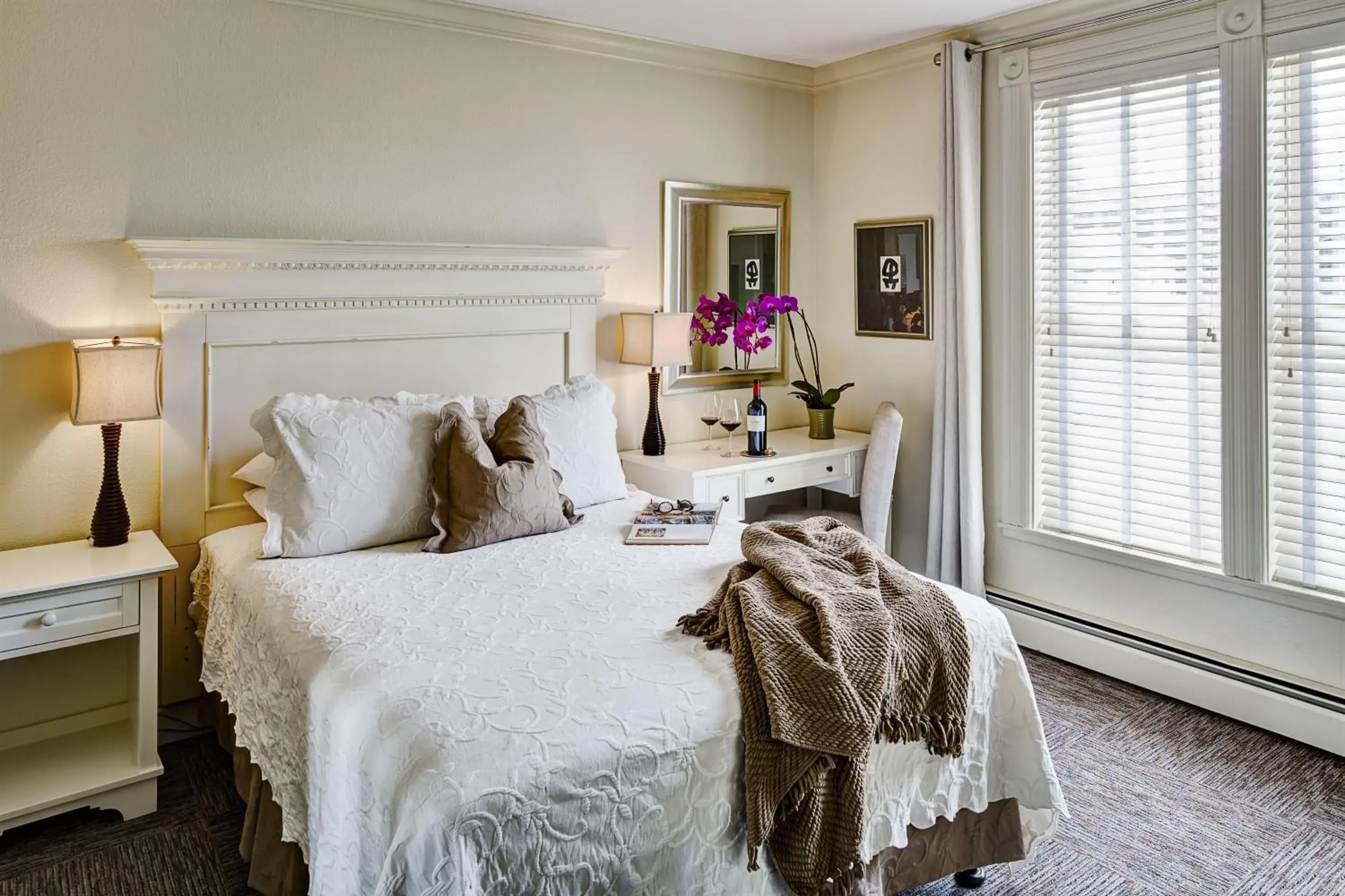 Photo of the whole room, Bed in Carter House Inns Photo of the whole room, Bed in Carter House Inns