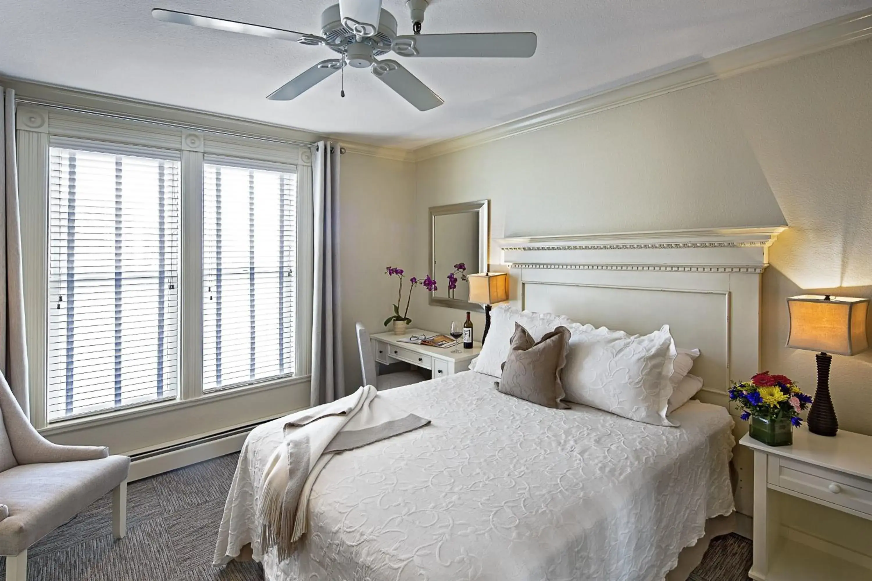 Photo of the whole room, Bed in Carter House Inns Photo of the whole room, Bed in Carter House Inns