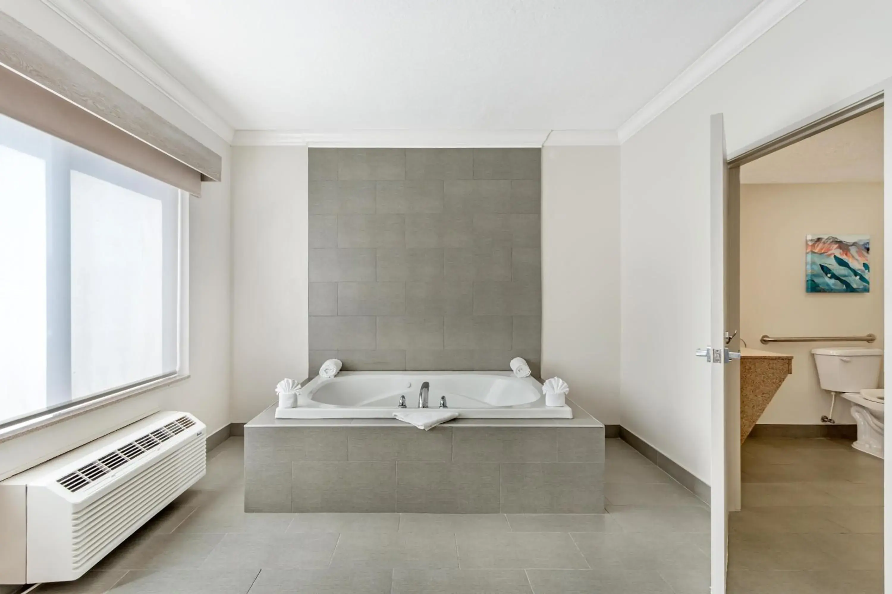 Bedroom in Best Western Plus Airport Inn & Suites Bedroom in Best Western Plus Airport Inn & Suites