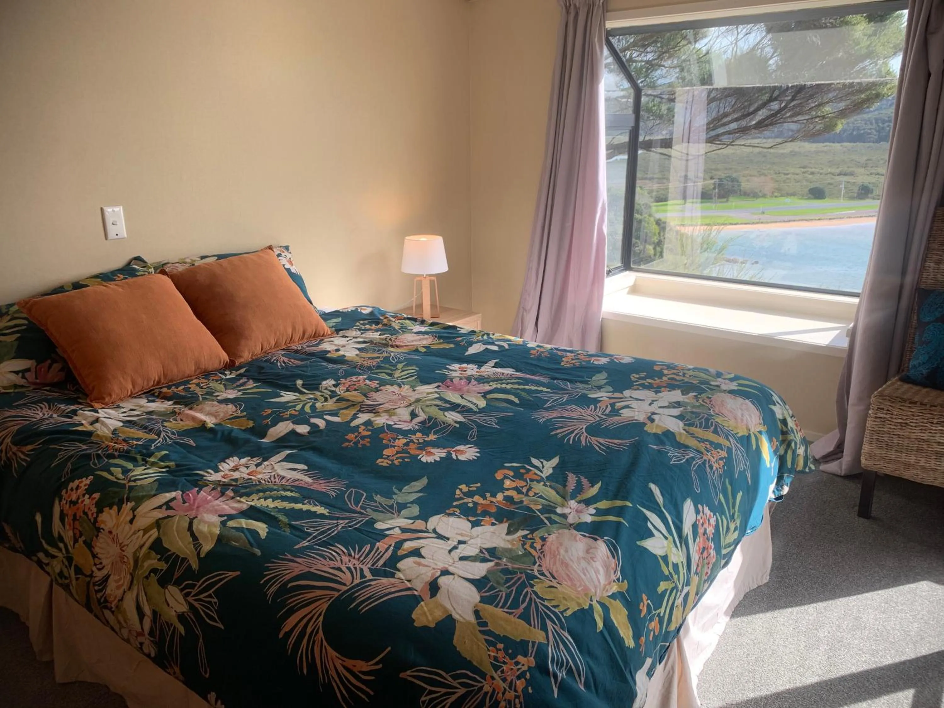 Bed in The Retreat Bay of Islands