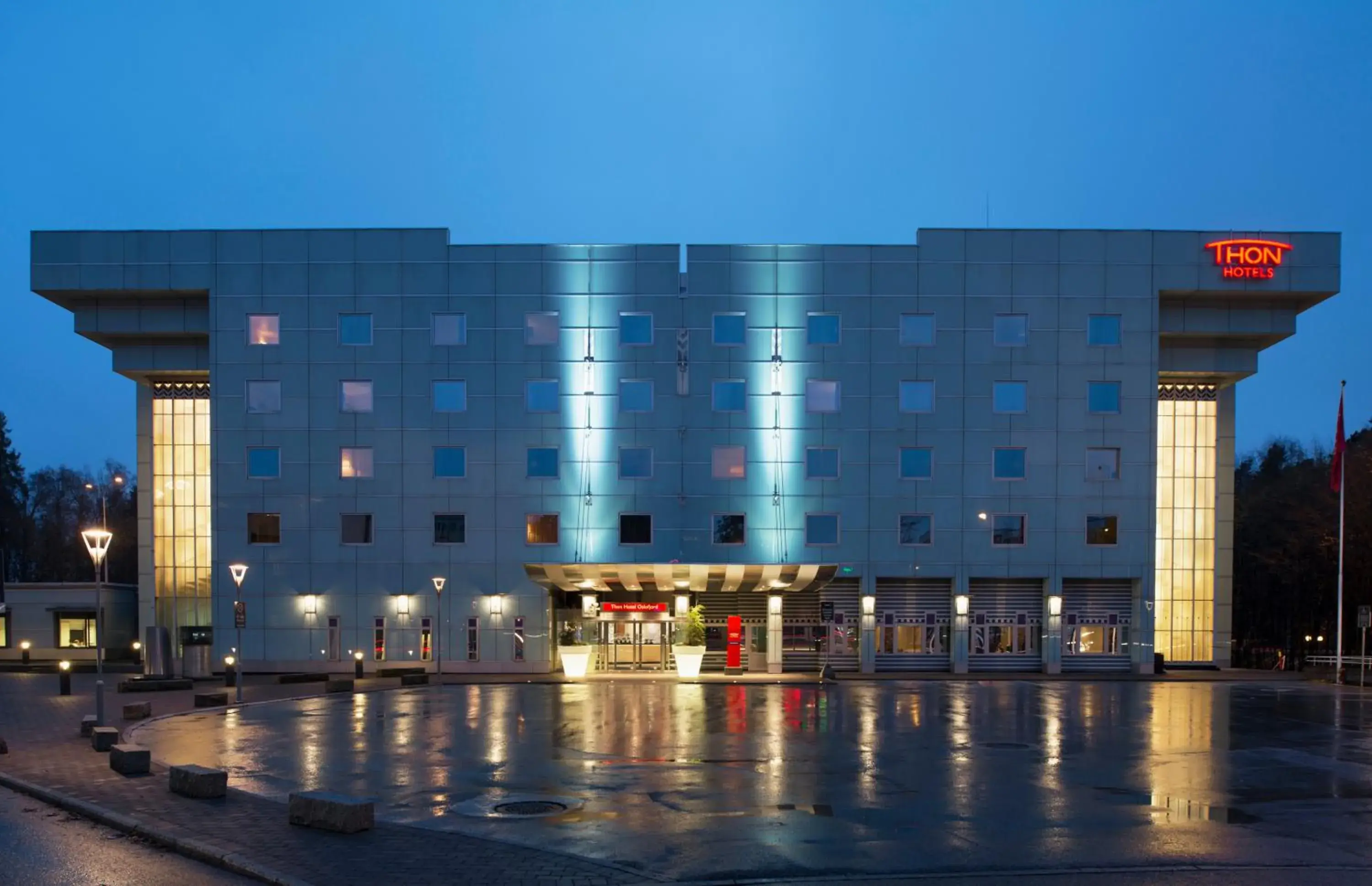 Facade/entrance in Thon Hotel Oslofjord Facade/entrance in Thon Hotel Oslofjord