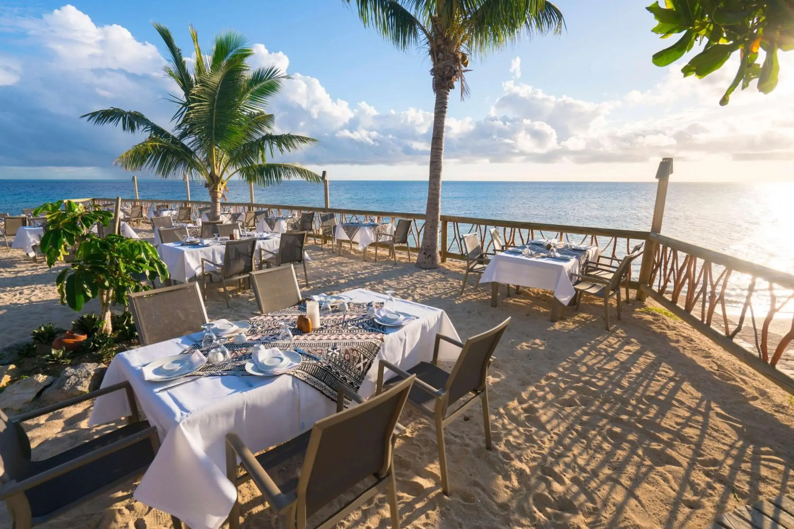 Restaurant/places to eat in Castaway Island, Fiji Restaurant/places to eat in Castaway Island, Fiji