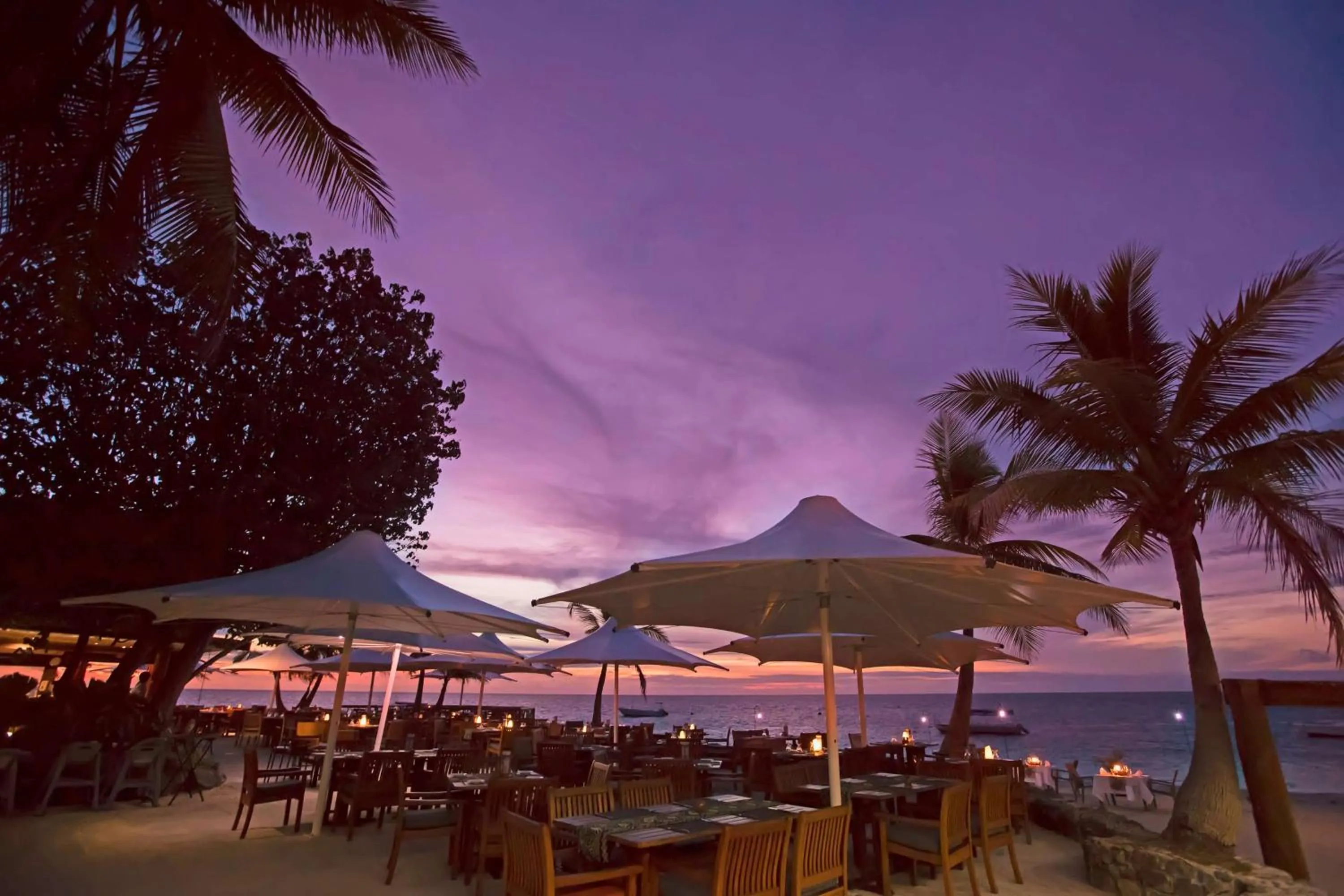 Restaurant/places to eat in Castaway Island, Fiji