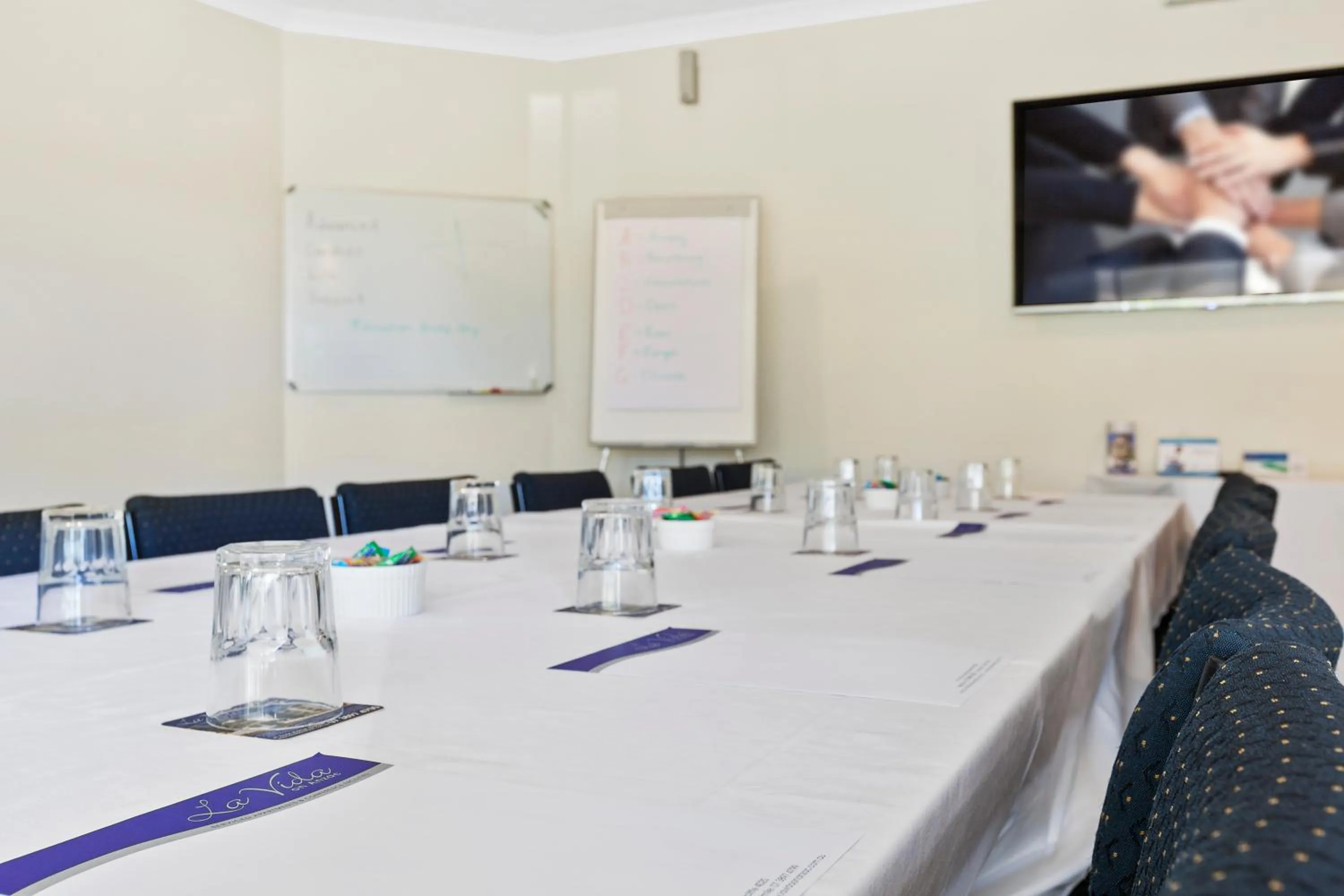 Business facilities in La Vida on Anzac