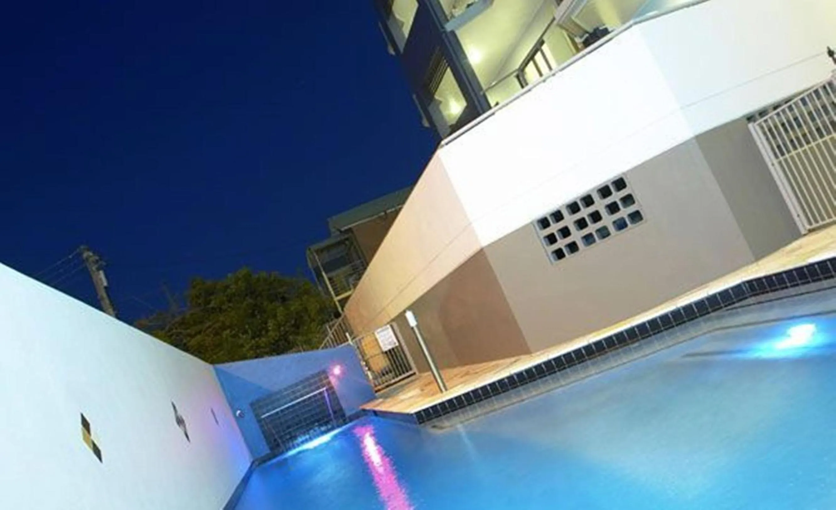 Night in La Vida on Anzac