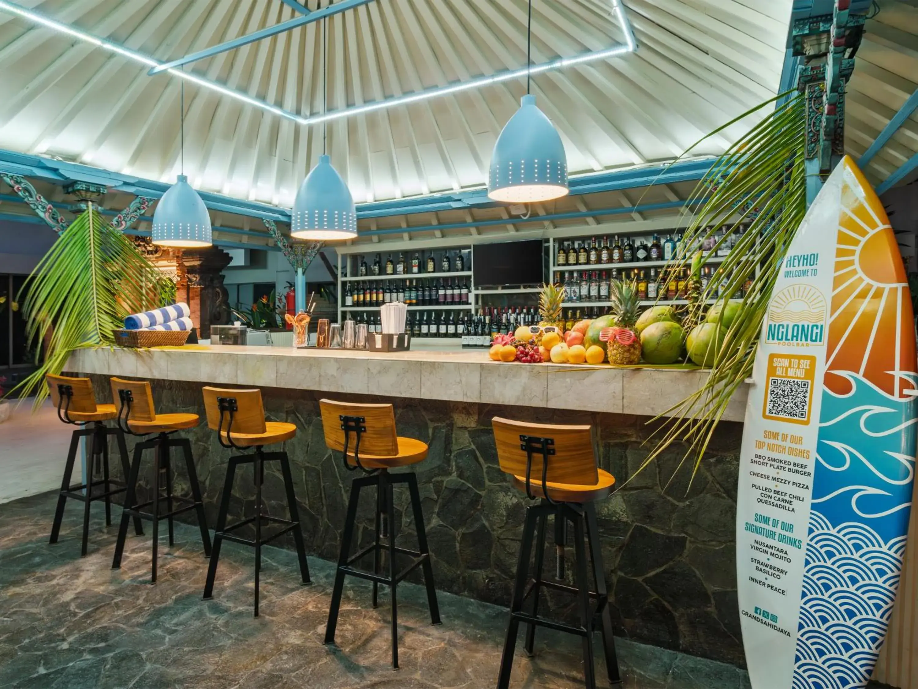 Food and drinks in Grand Sahid Jaya Food and drinks in Grand Sahid Jaya