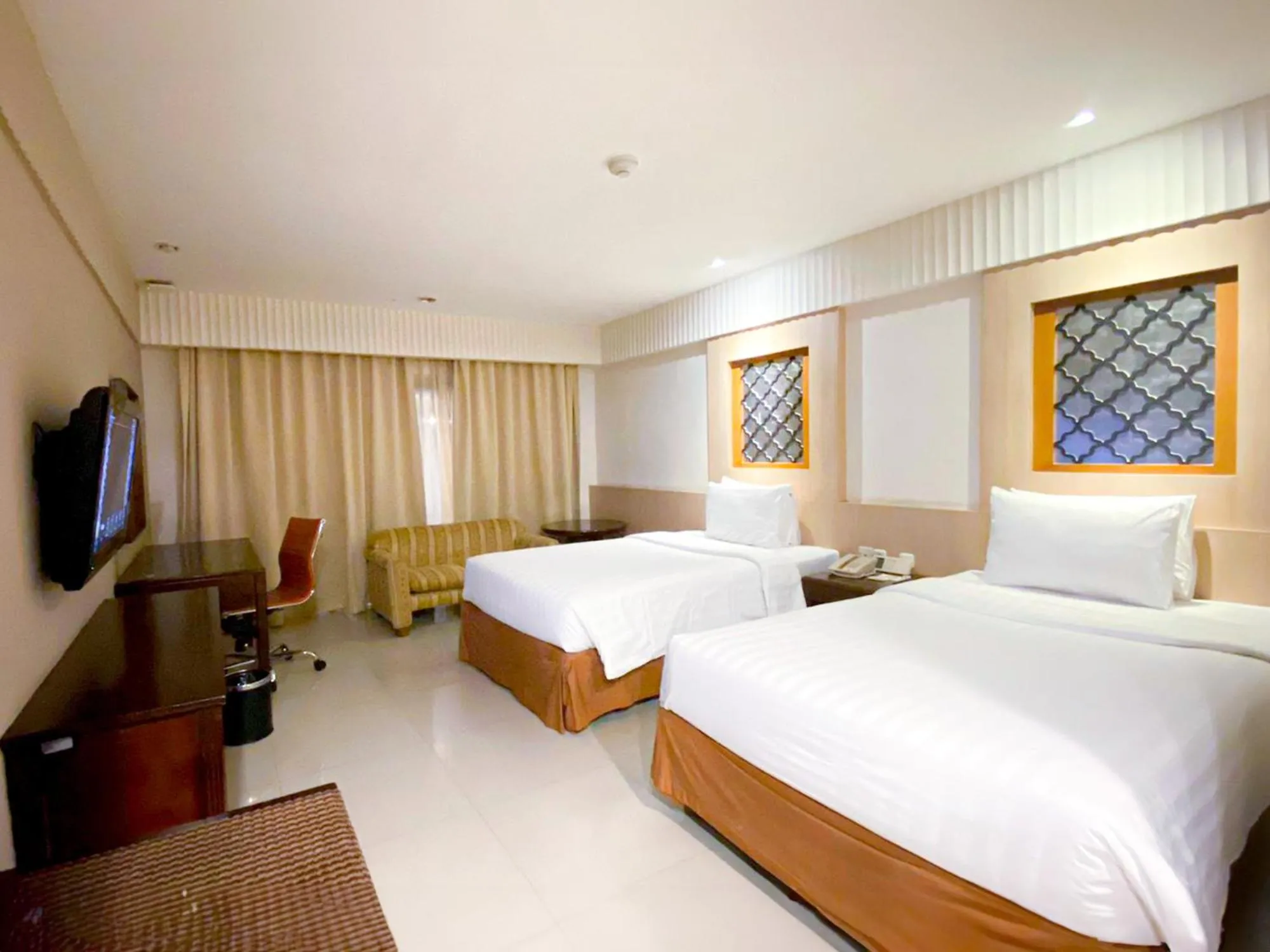 Bedroom, Bed in Grand Sahid Jaya