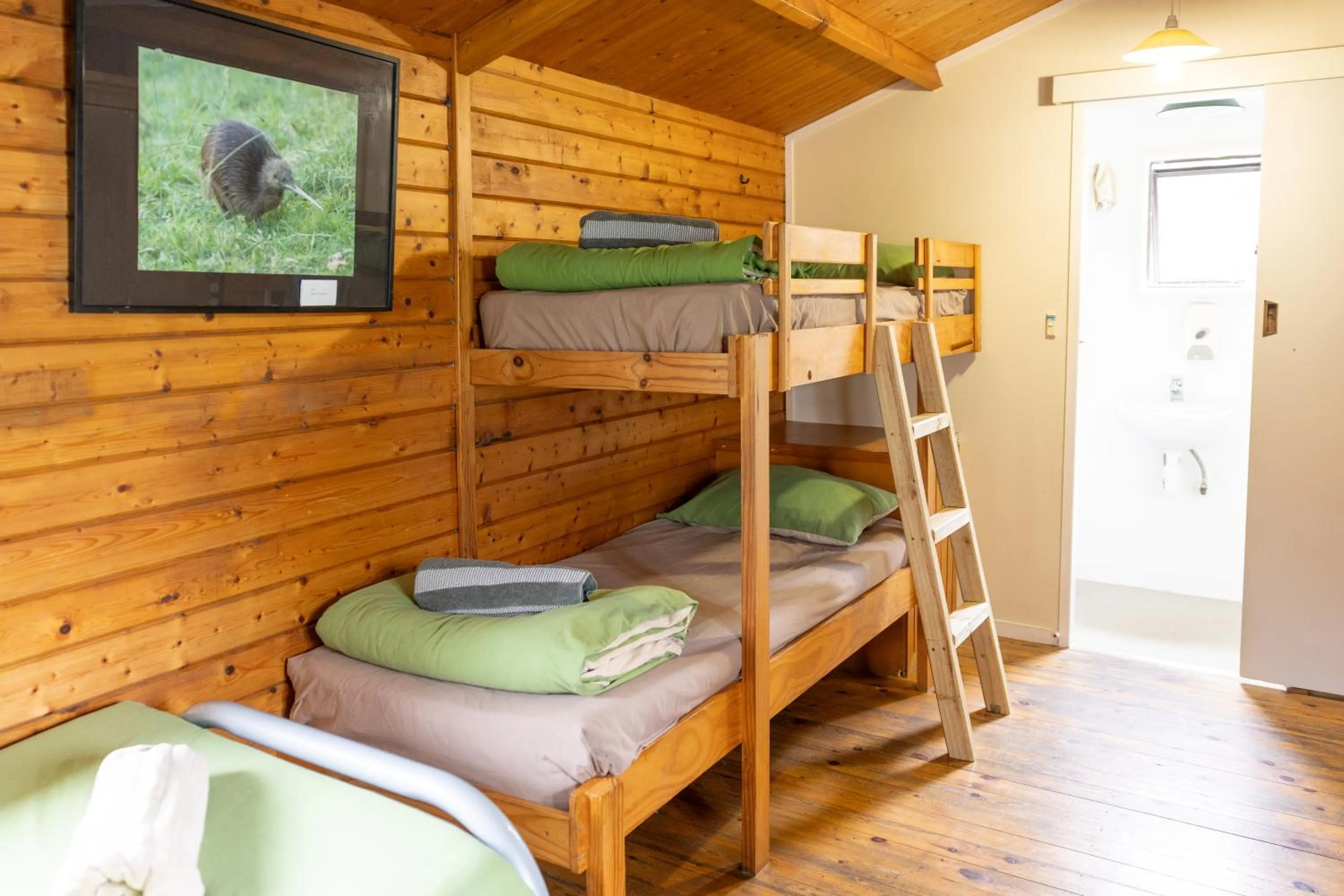 Bed in Bay of Islands Lodge