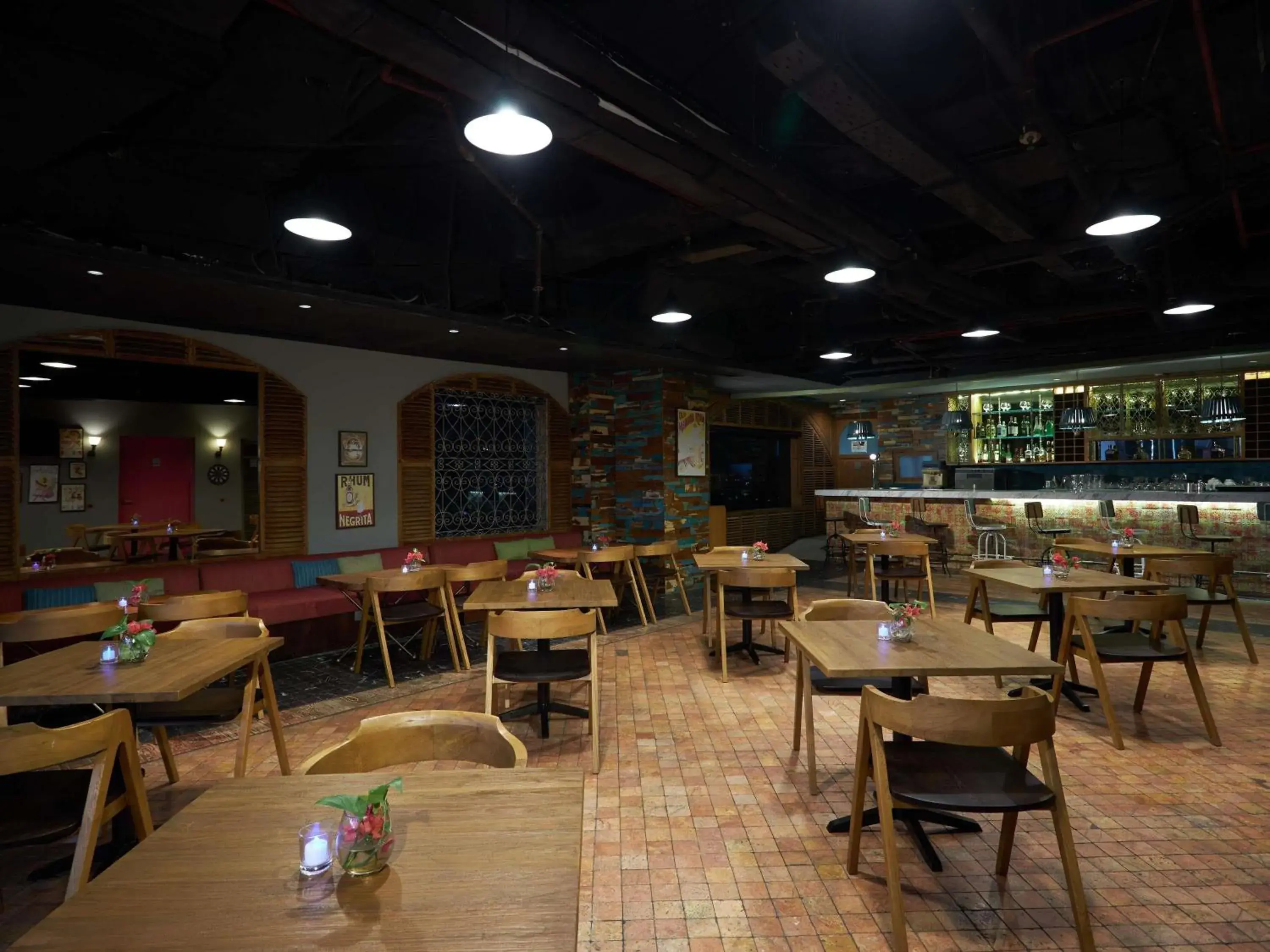 Lounge or bar in Mercure Jakarta Simatupang Lounge or bar in Mercure Jakarta Simatupang