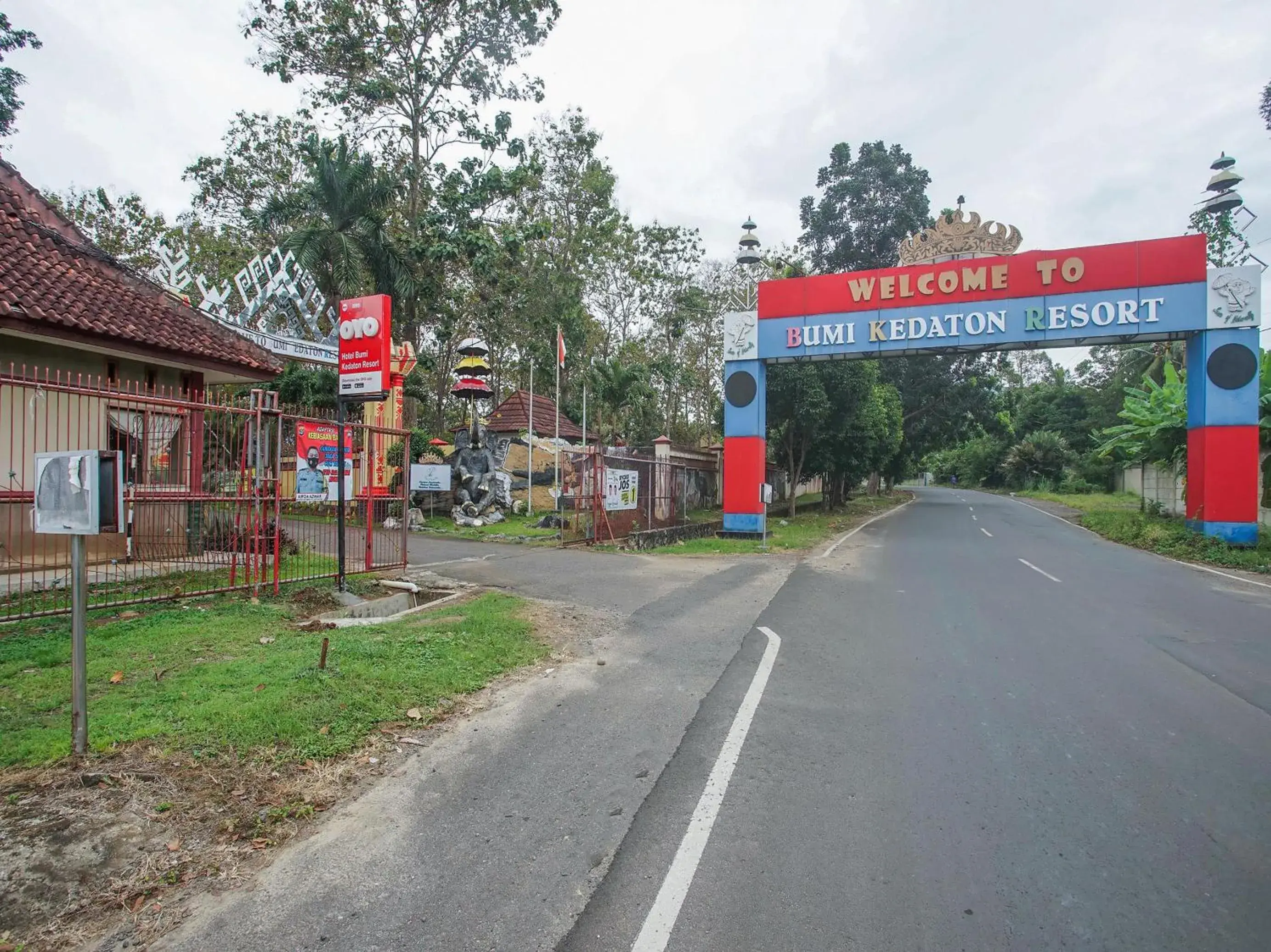 Facade/entrance in Collection O 89999 Hotel Bumi Kedaton Resort Facade/entrance in Collection O 89999 Hotel Bumi Kedaton Resort