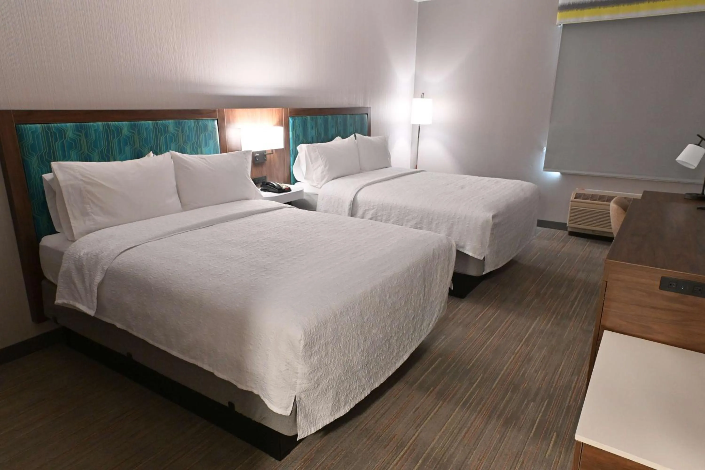 Bed in Hampton Inn Milpitas