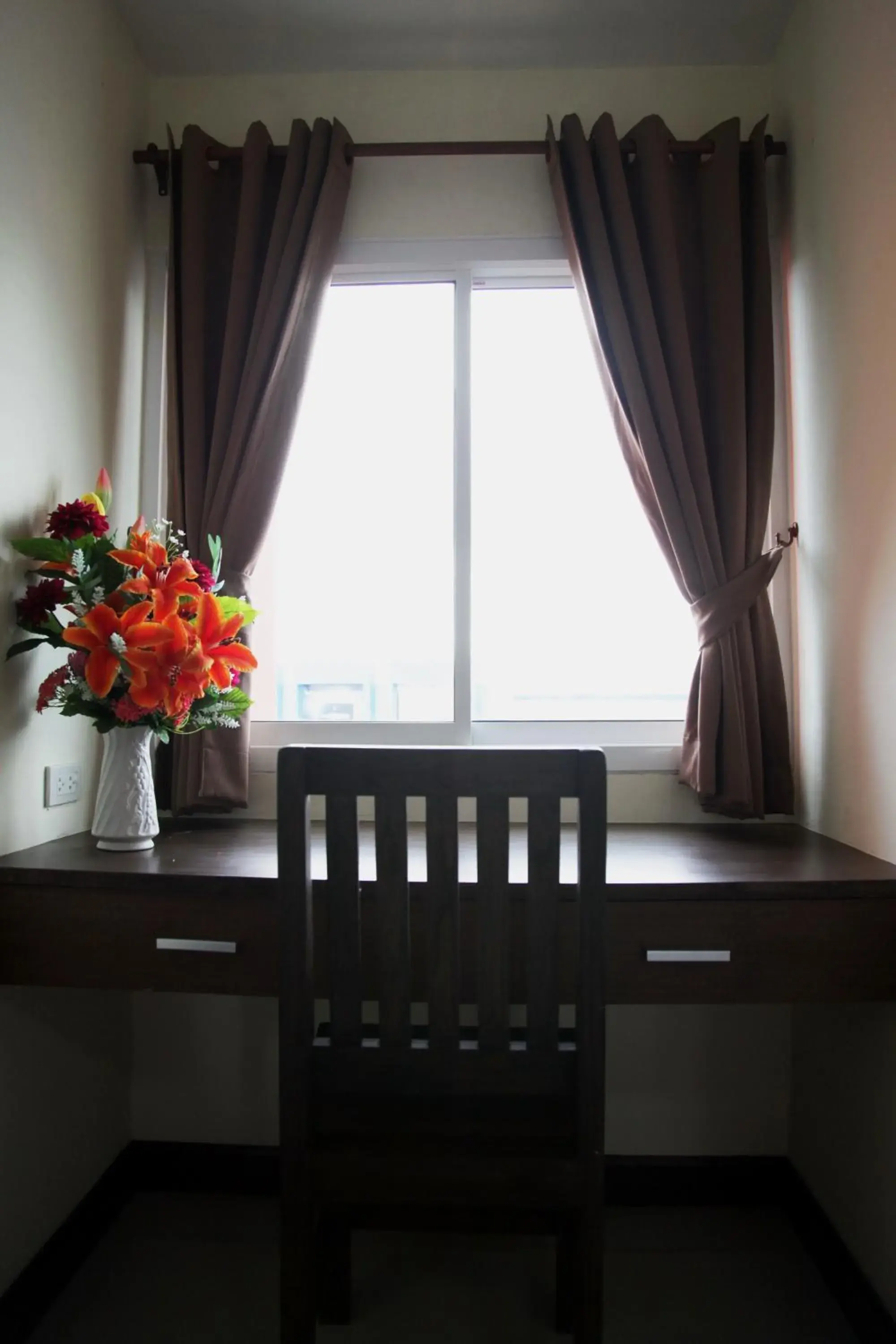 Bedroom in Airport Resident Bedroom in Airport Resident