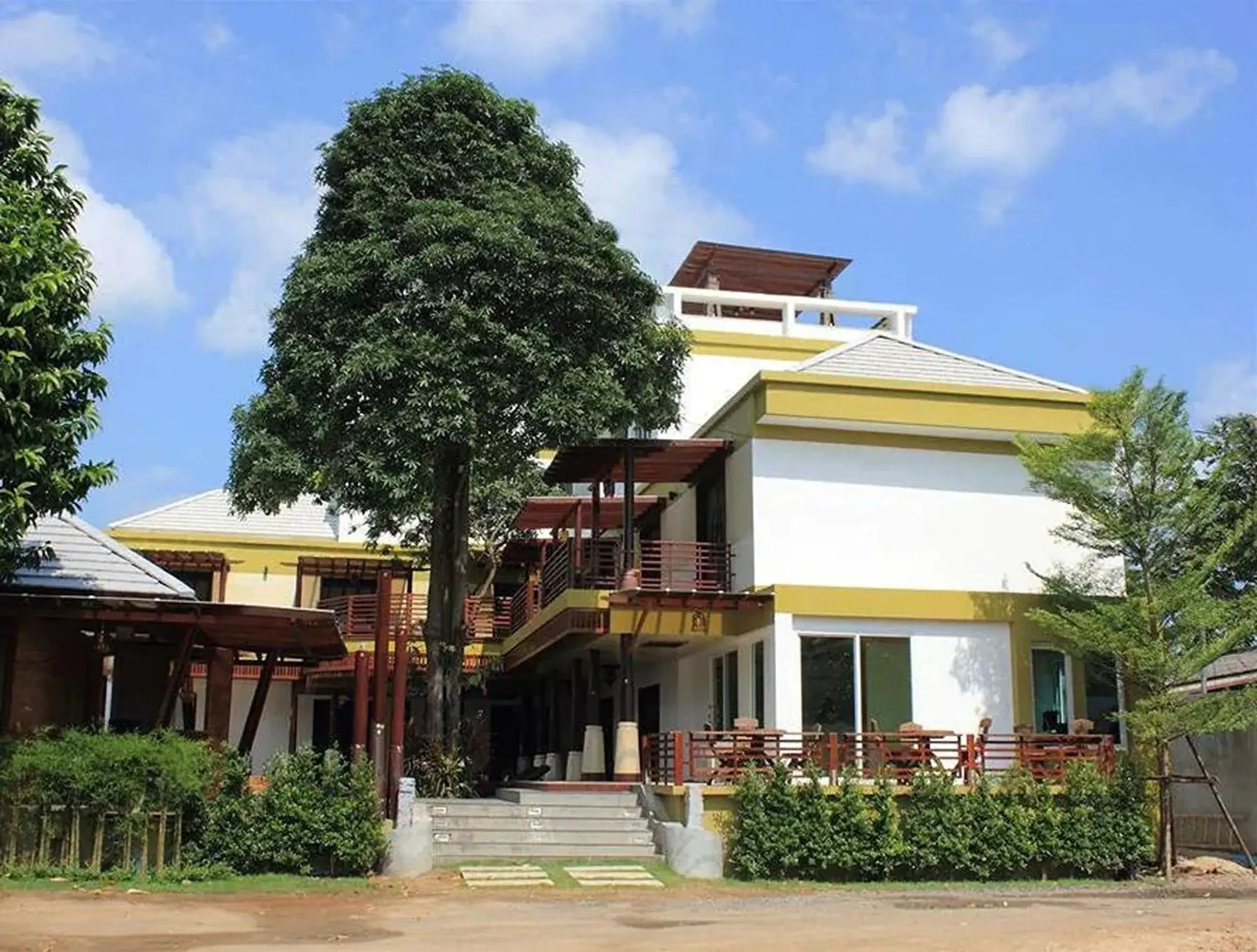 Property building in Suanmali Samui Property building in Suanmali Samui