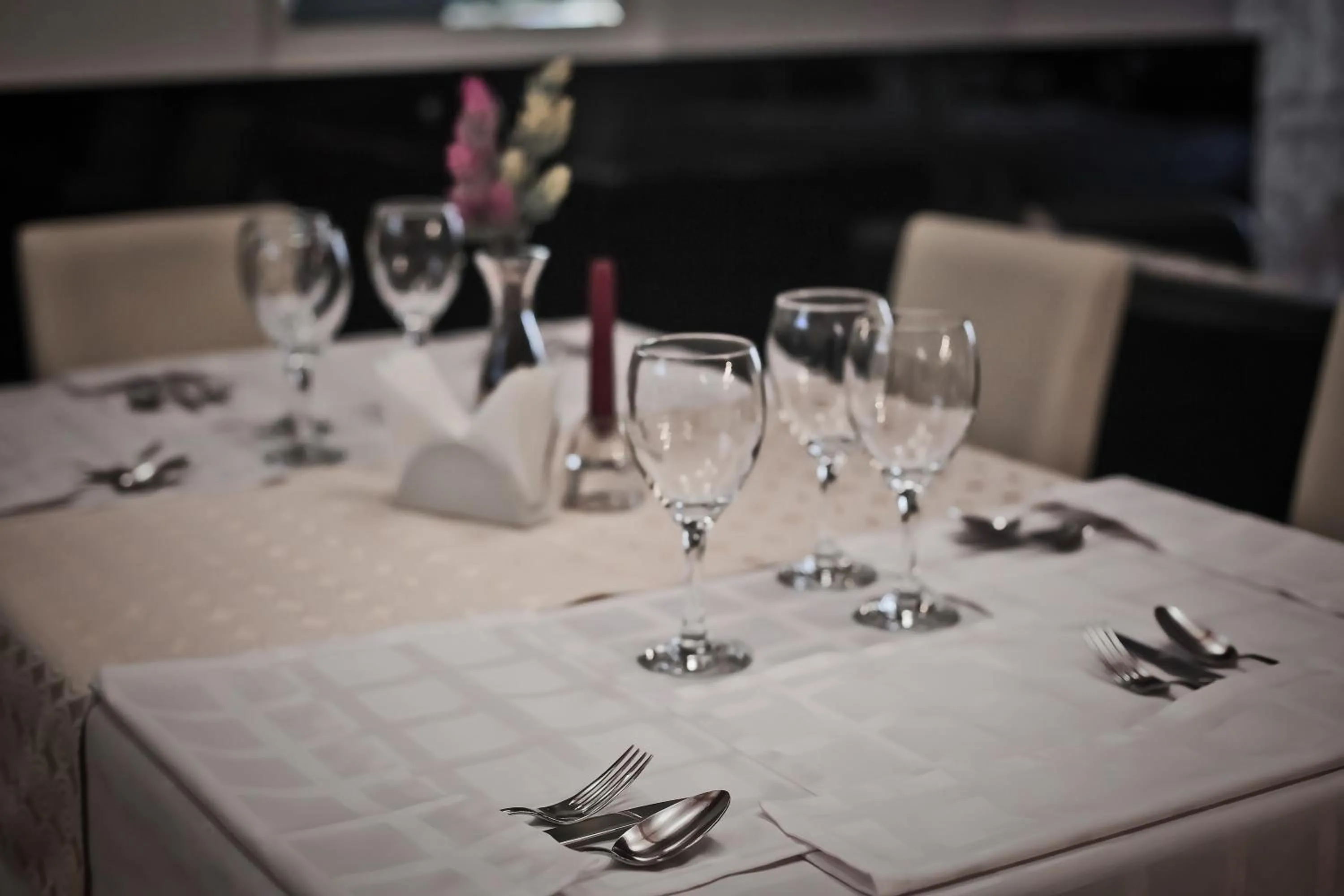 Restaurant/places to eat in Hotel Palma