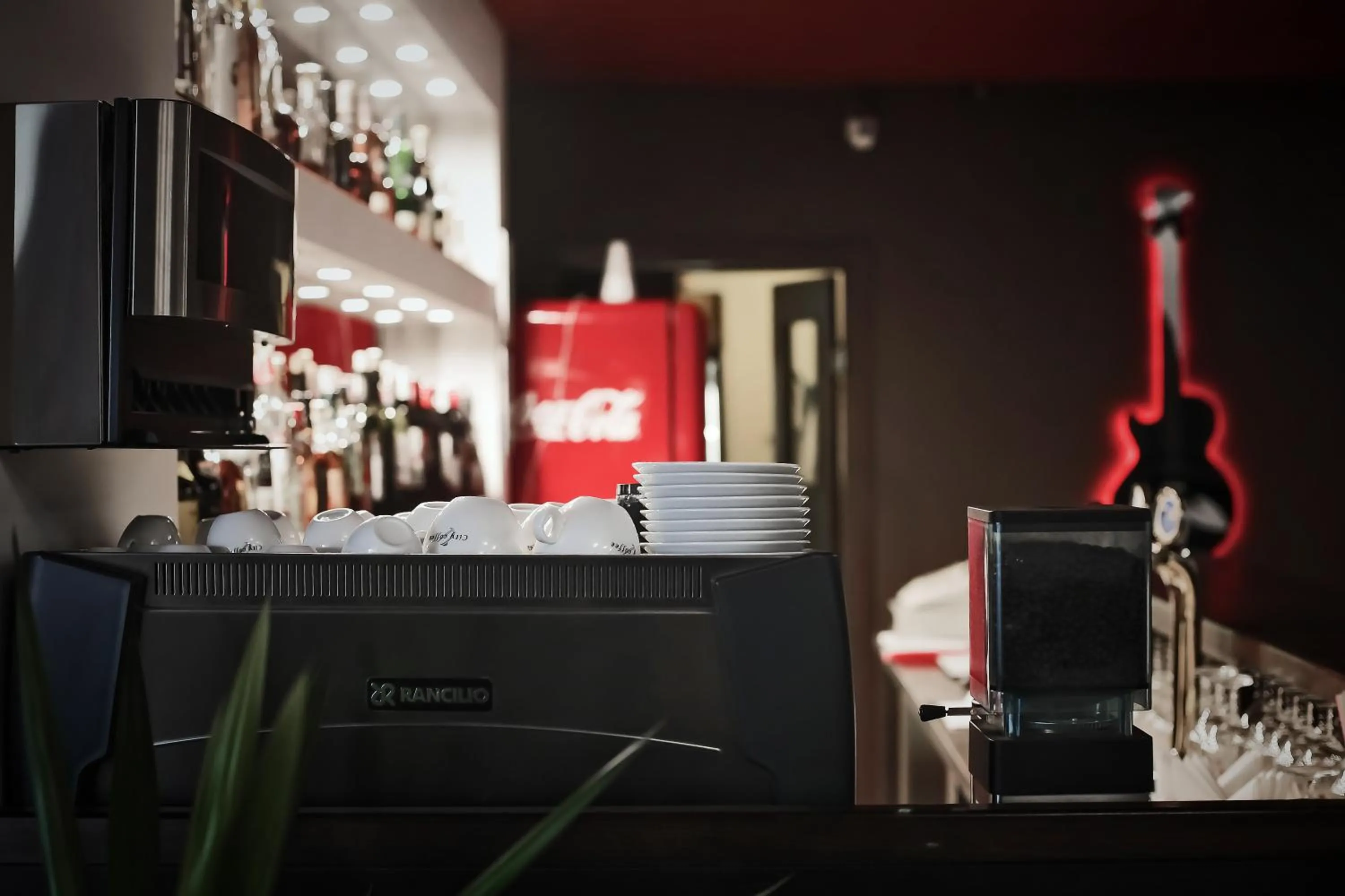 Restaurant/places to eat in Hotel Palma