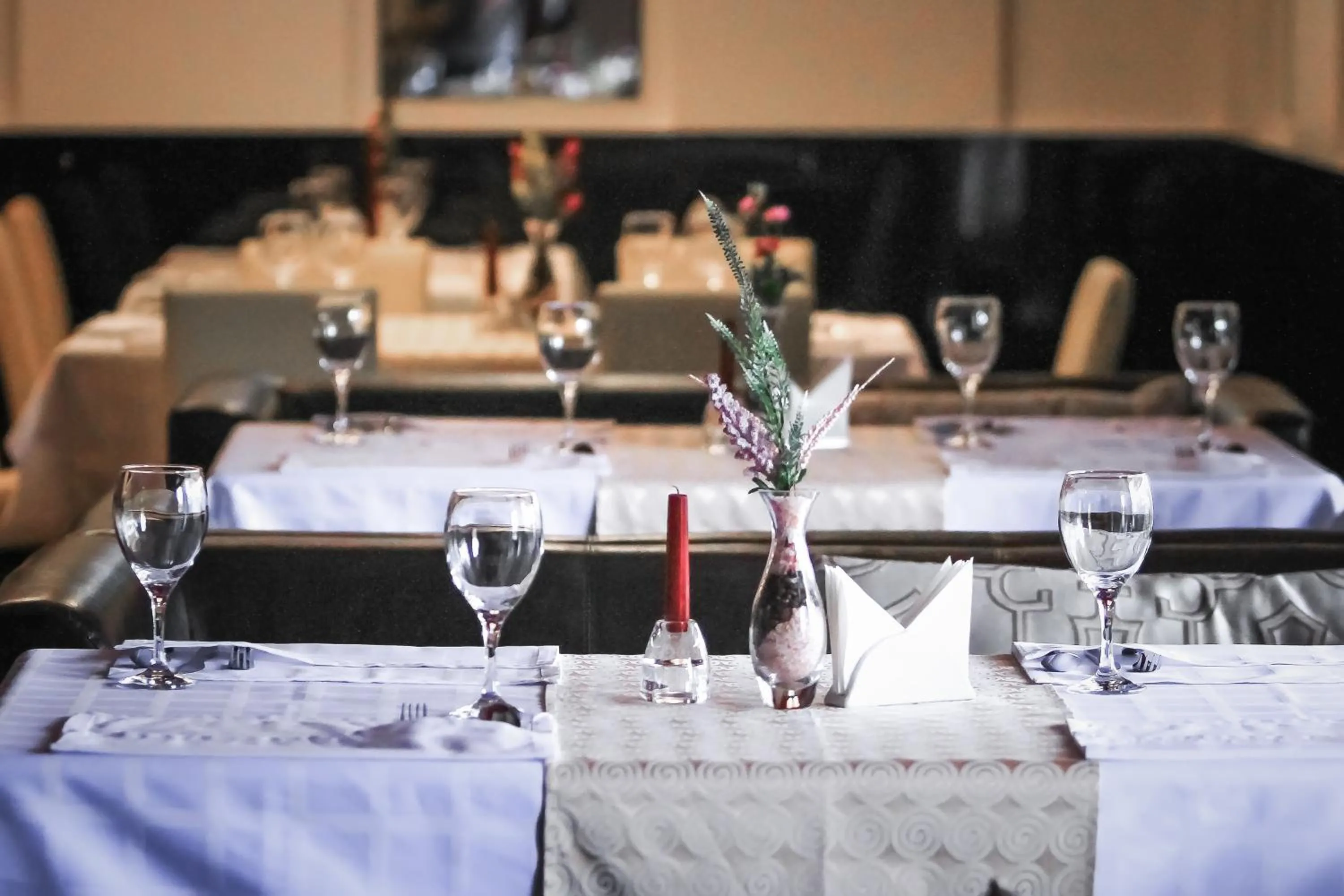 Restaurant/places to eat in Hotel Palma