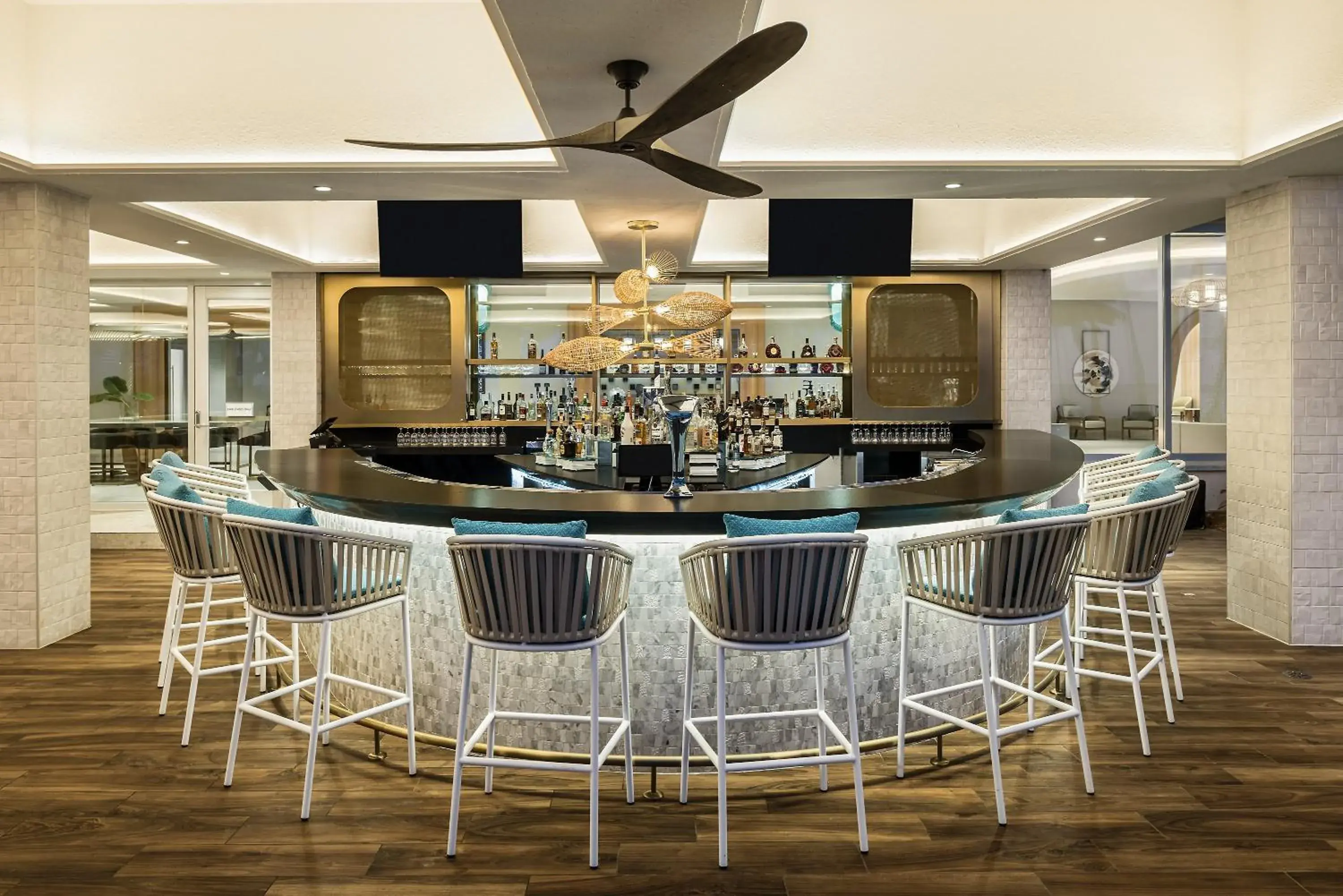 Lounge or bar in Crowne Plaza Resort Guam Lounge or bar in Crowne Plaza Resort Guam