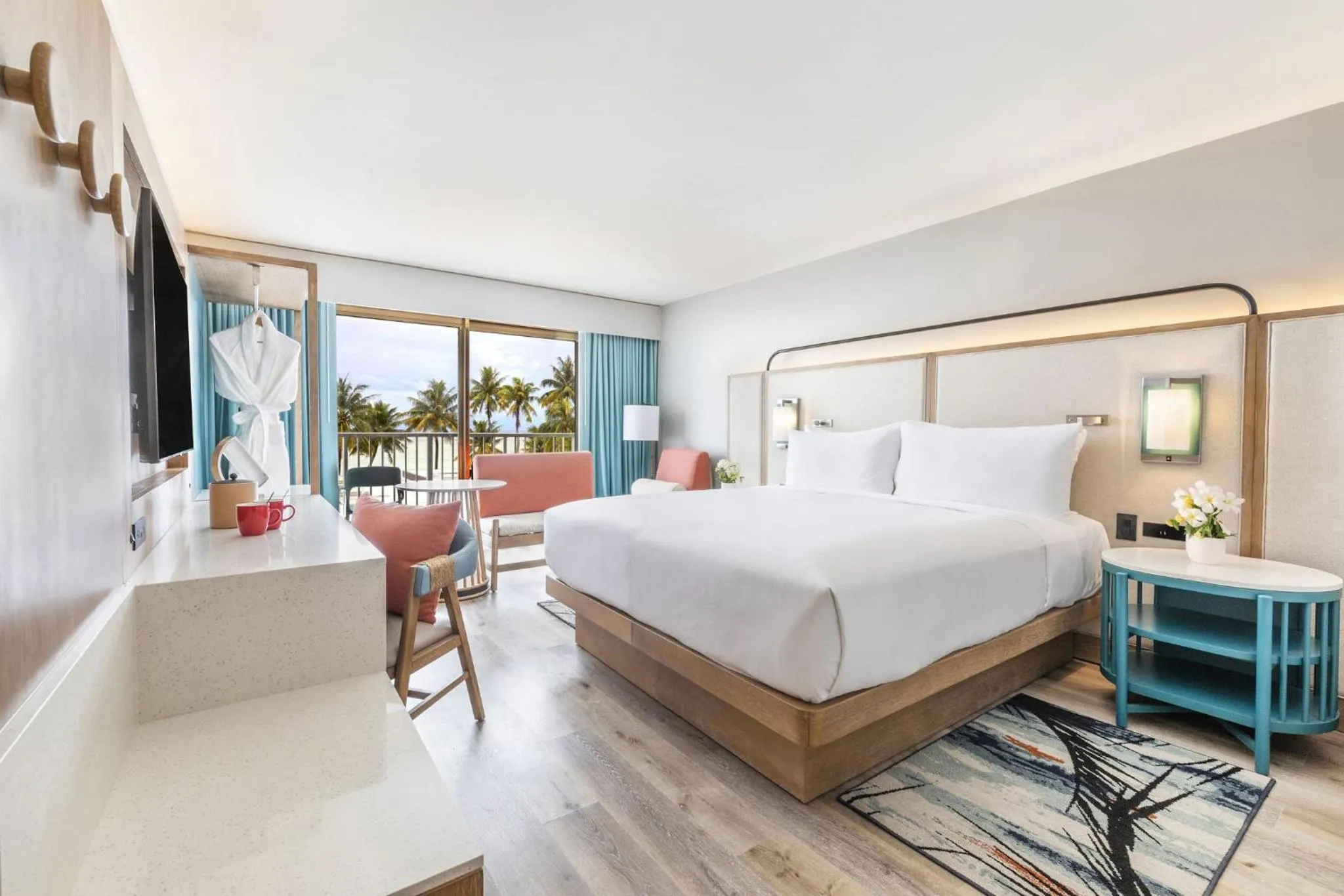 Photo of the whole room, Bed in Crowne Plaza Resort Guam