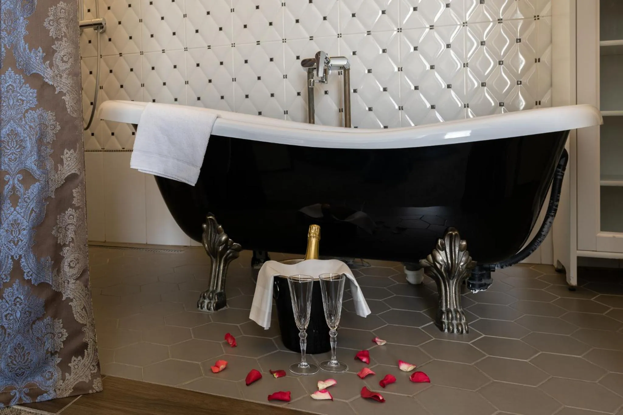 Bathroom in Castle Spa Wagenküll