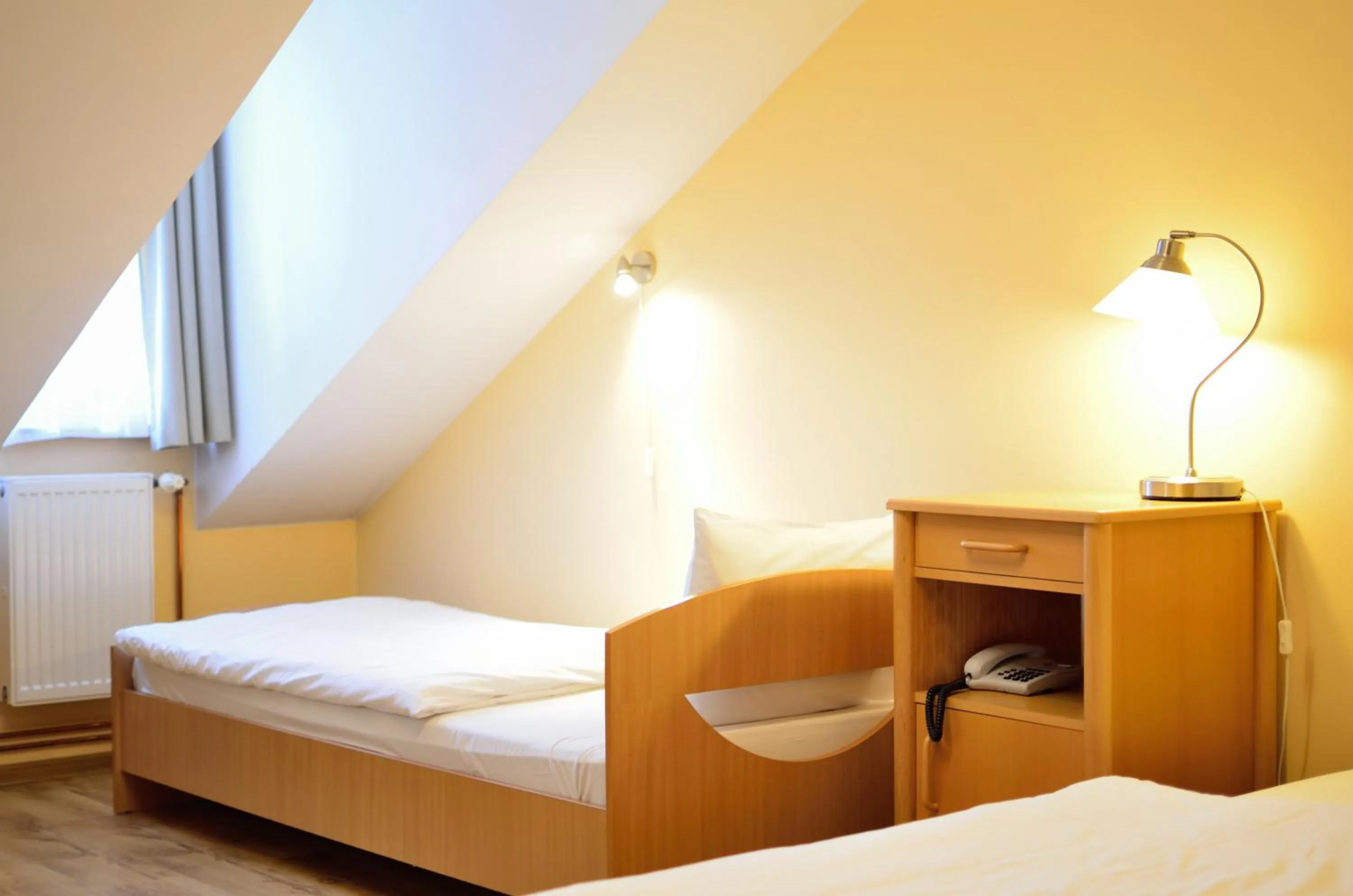 Bed in WenderEDU Business Center