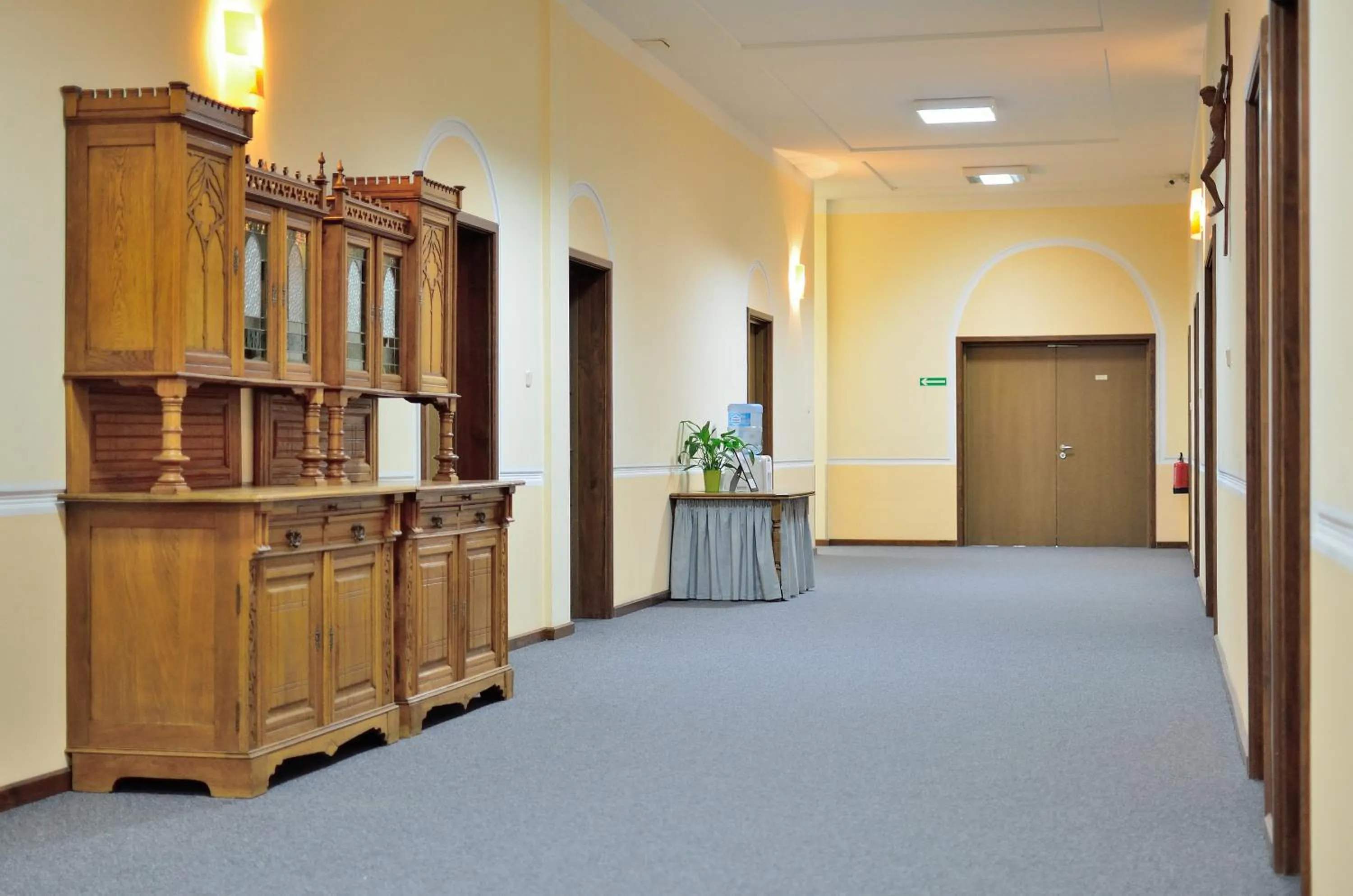 Property building in WenderEDU Business Center