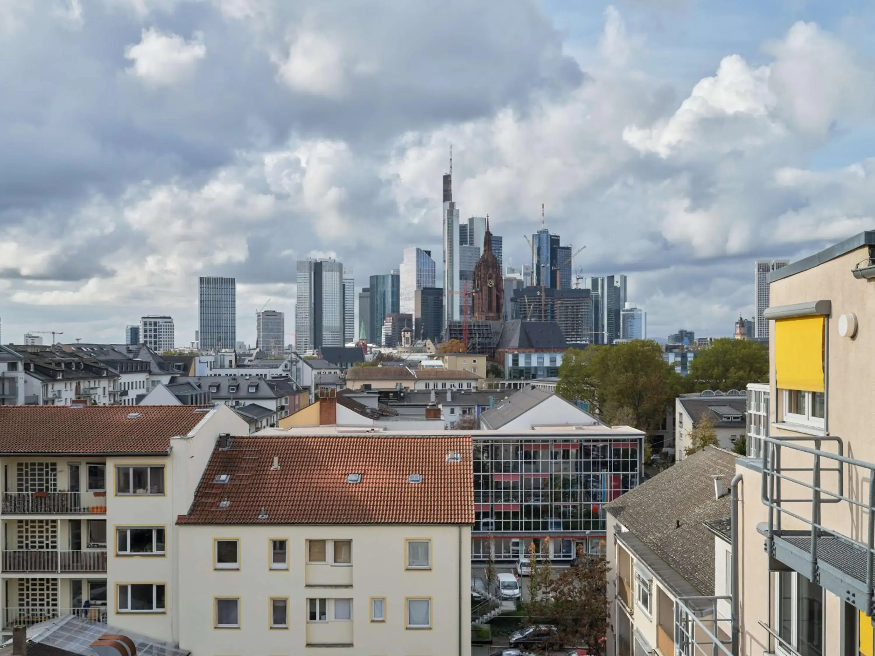 View (from property/room) in Flemings Hotel Frankfurt Main-Riverside View (from property/room) in Flemings Hotel Frankfurt Main-Riverside